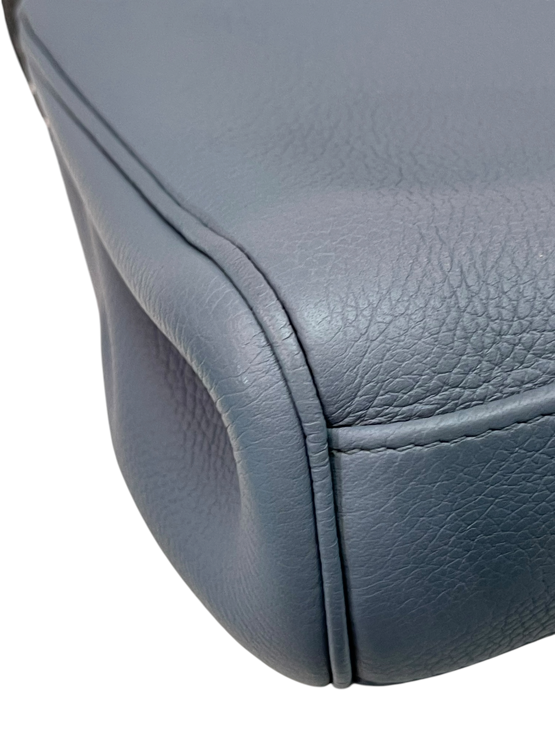 Pre-Owned CELINE Soft 16 Baby / Product Code: 26050224