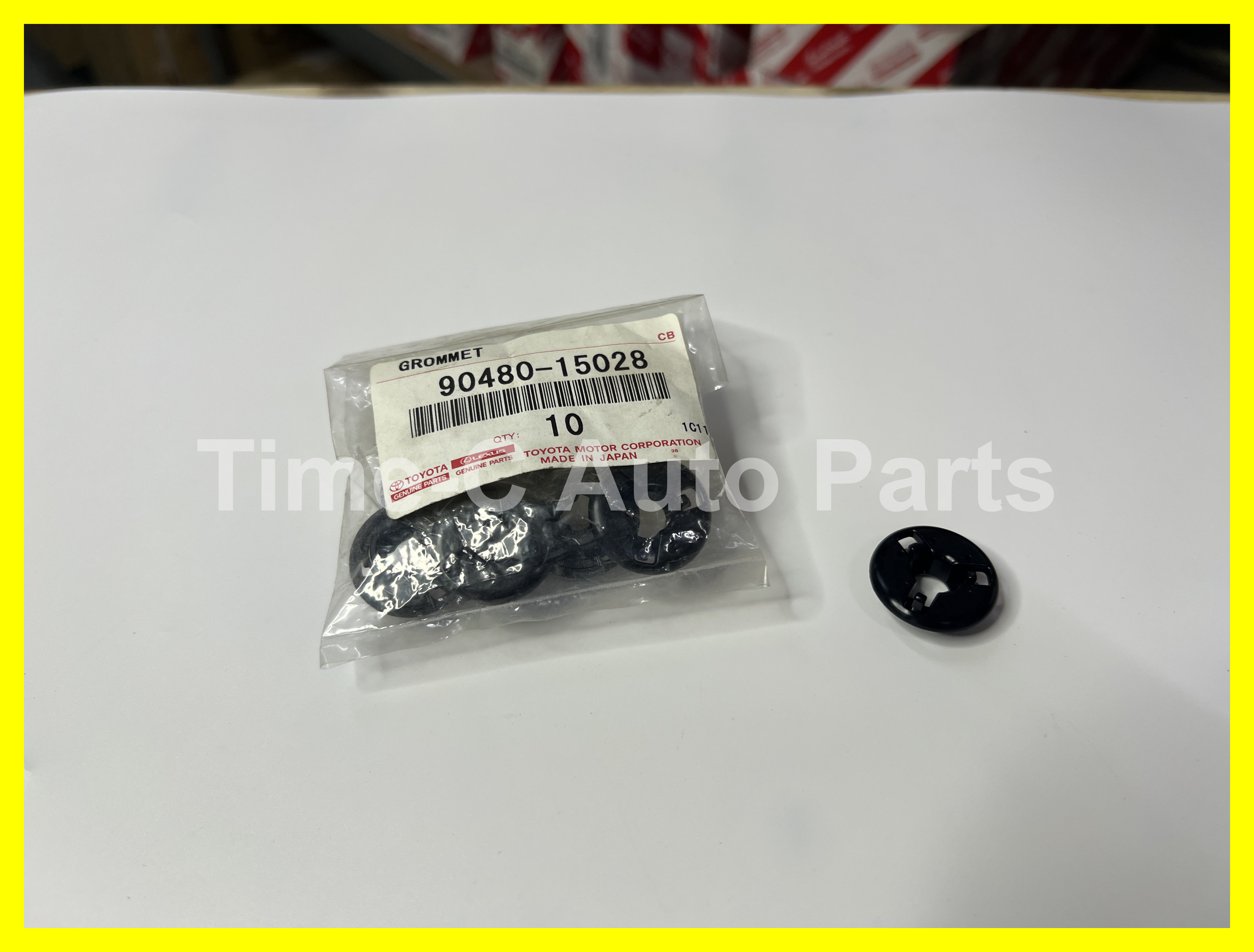 頭蓋撐碼 90480-15028 - Toyota Estima 50系