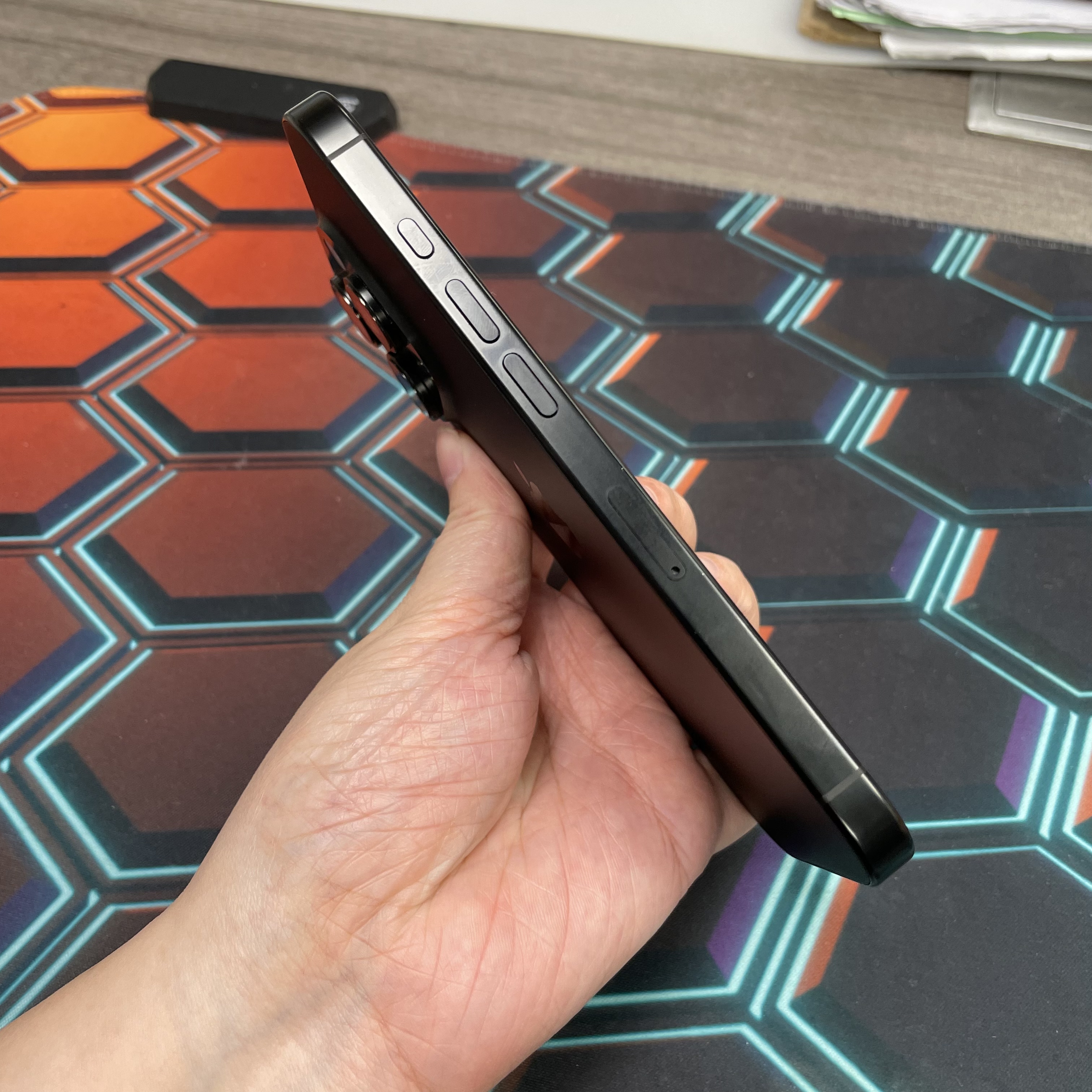 *8425 16 pro 完美機 512GB 電89 黑色 black