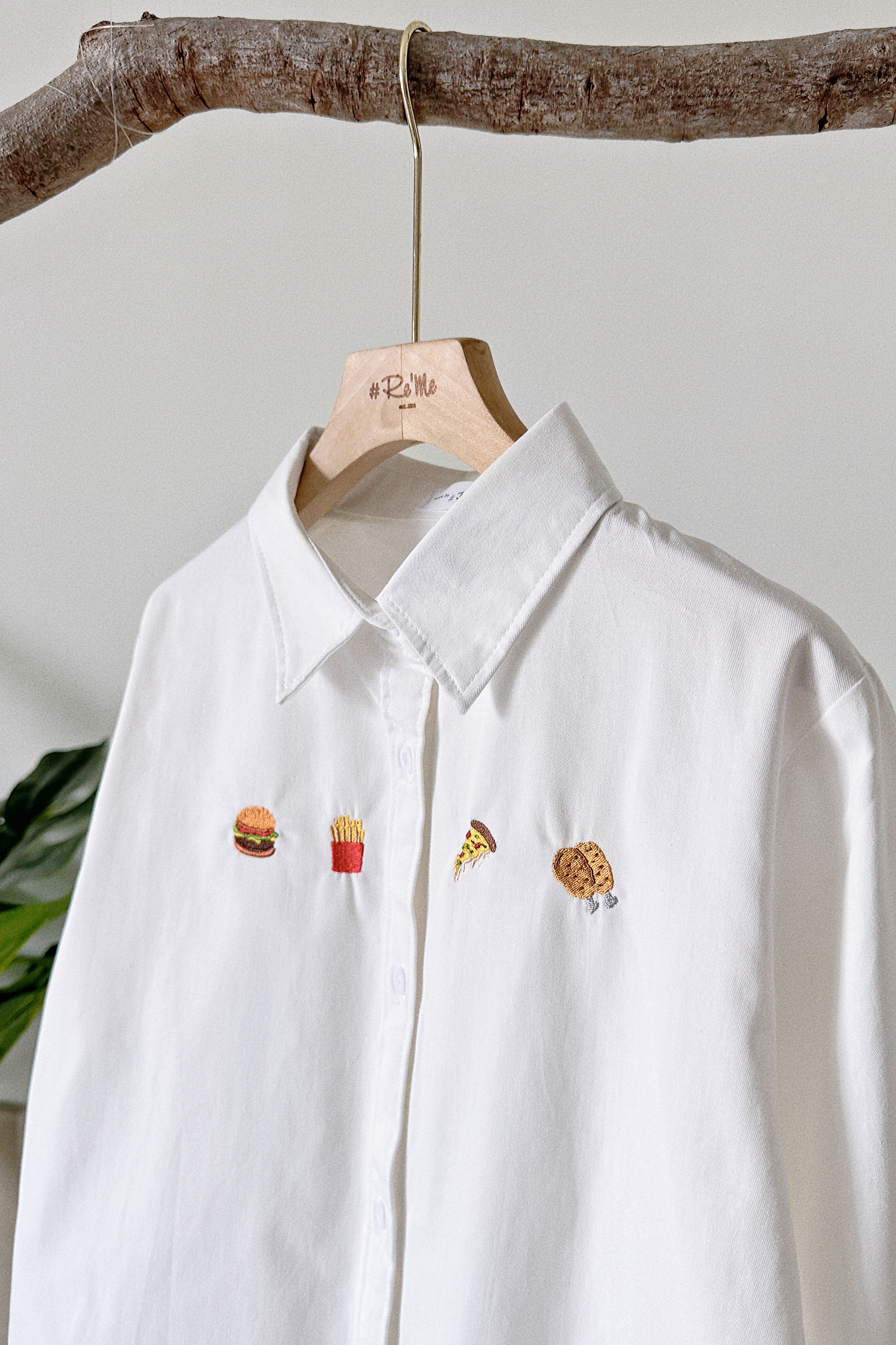 【小小满足🍔】设计款刺绣白衬衫 -（ 下单后2-3制作日）