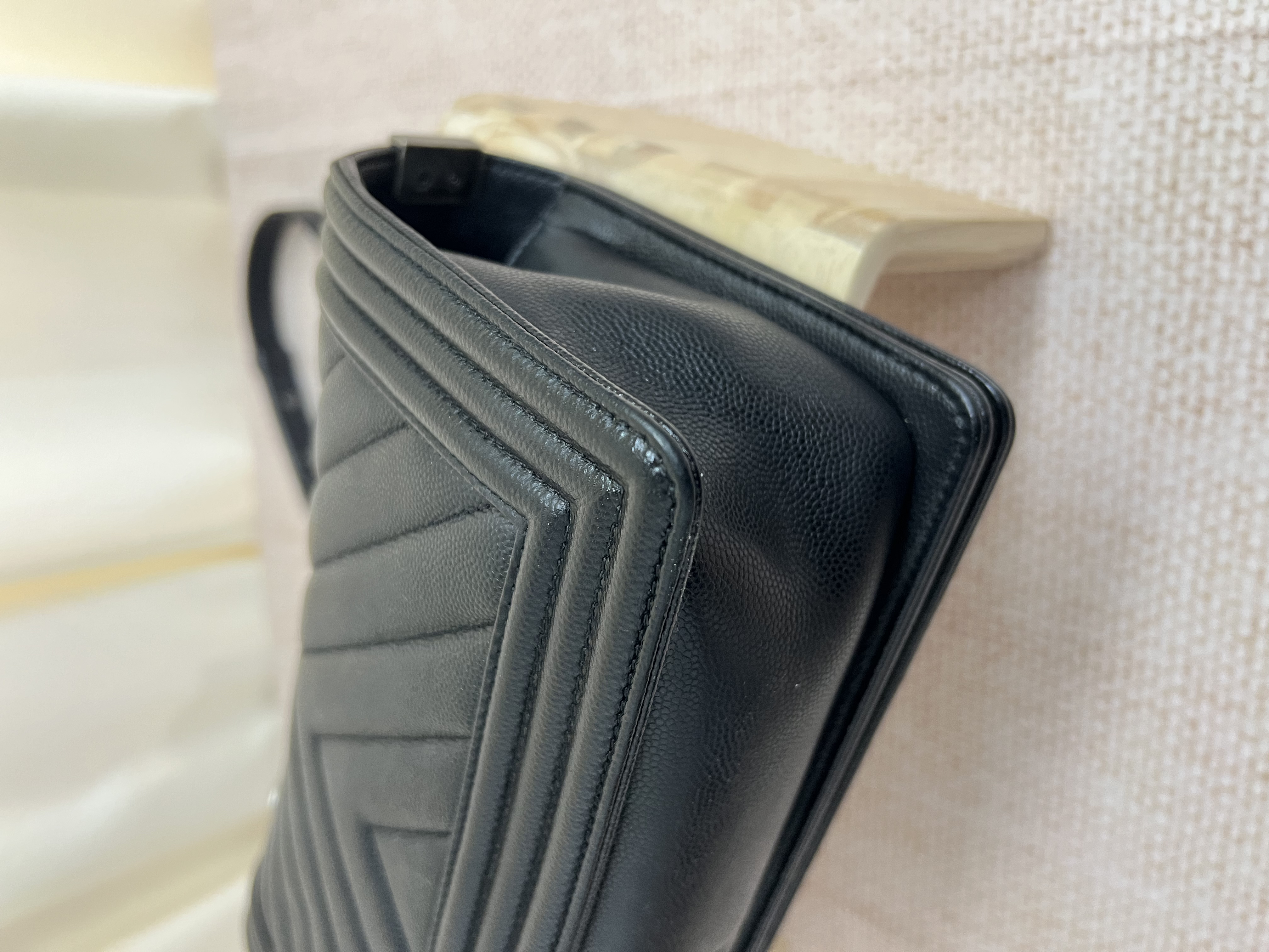 Pre-owned Chanel V-Stitch Boy Bag/ Product Code: 26022606