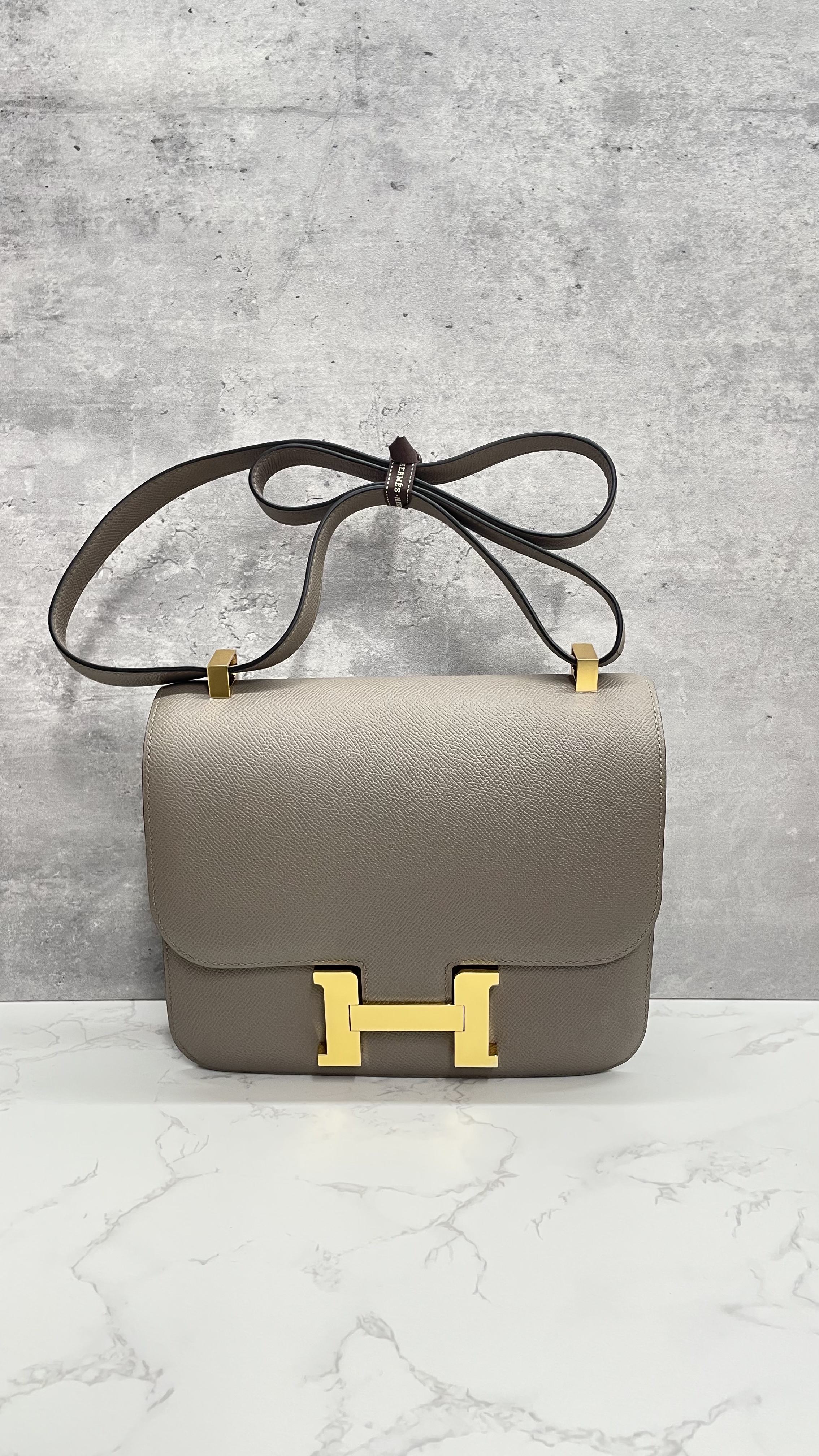 Pre-owned Hermes Constance crossbody bag