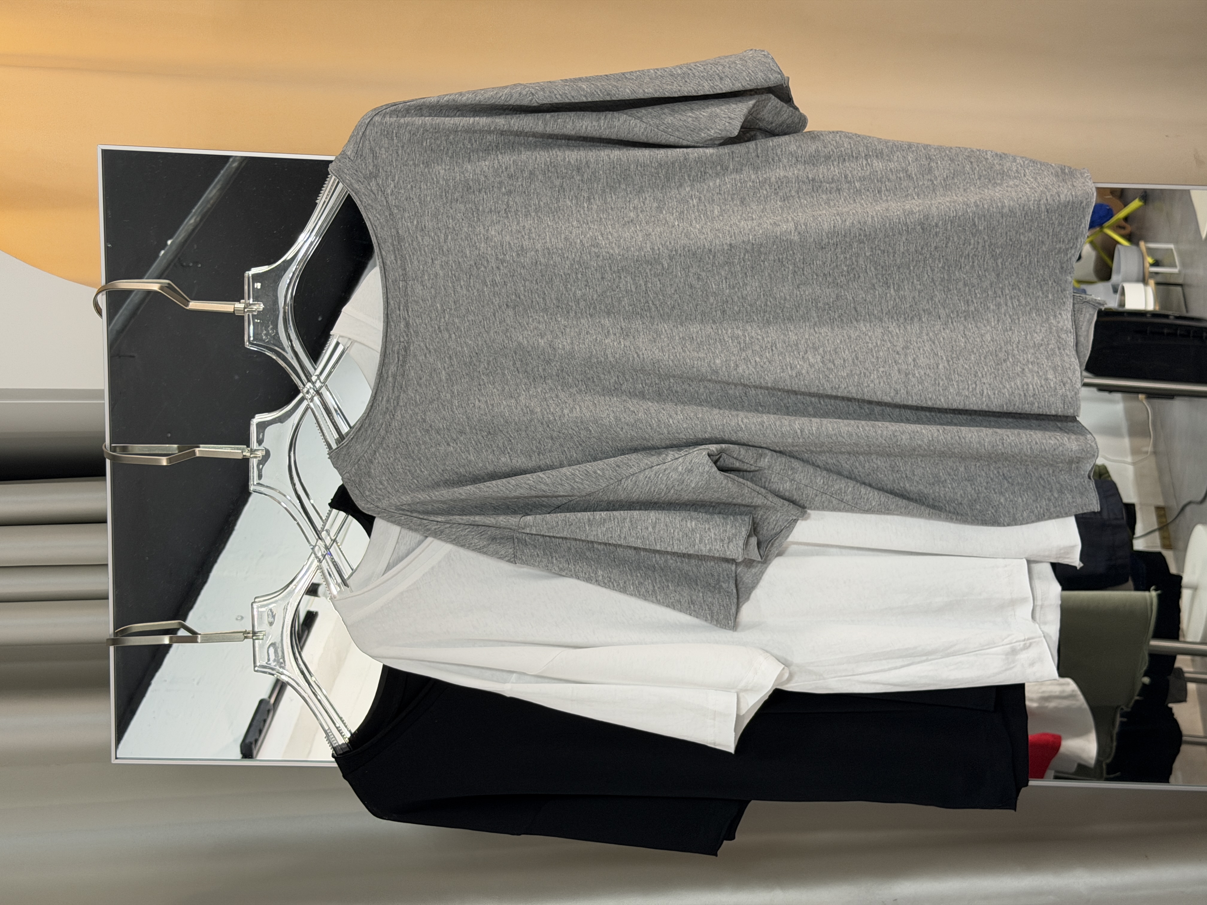 簡約V領竹節寬鬆T