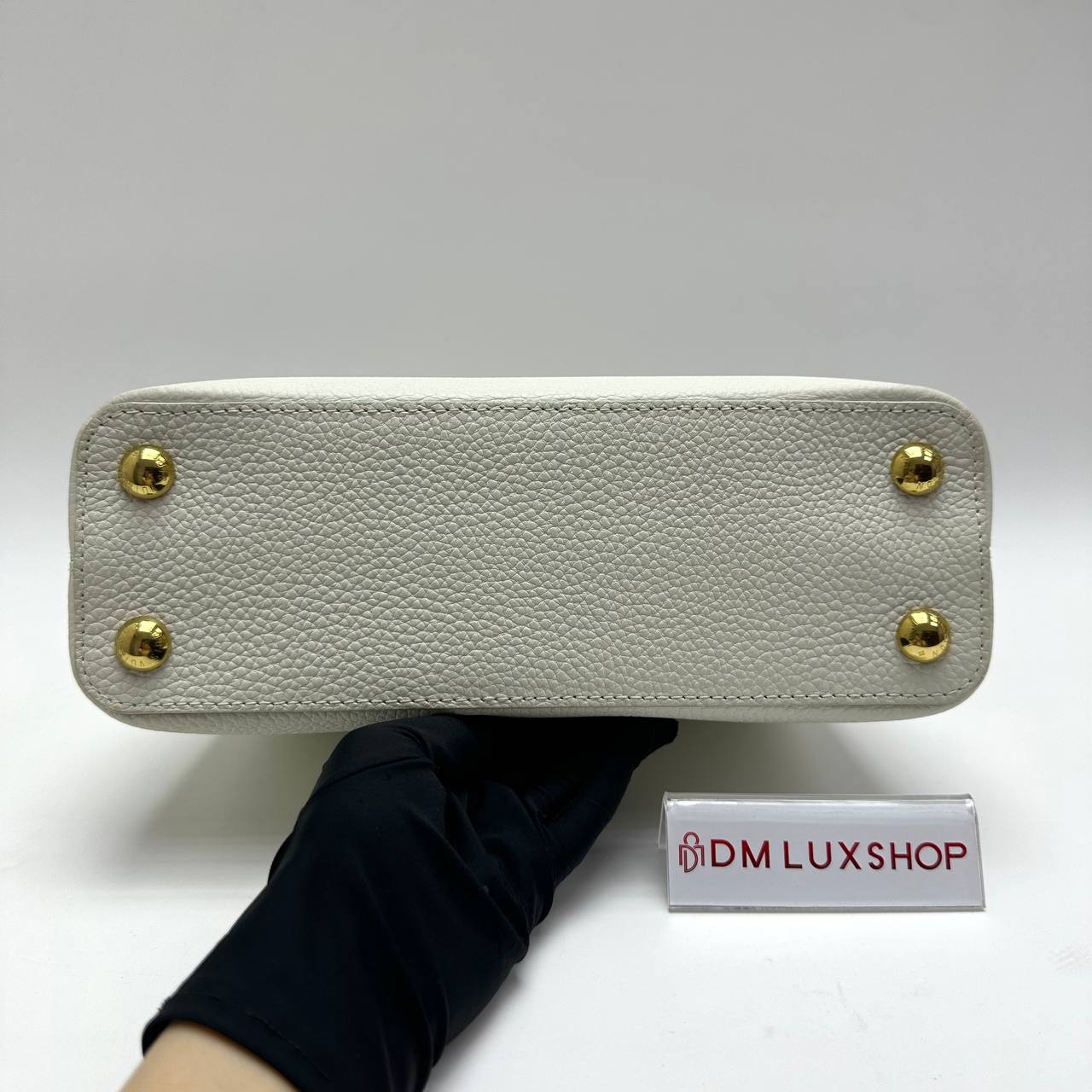 LV Capucines BB White