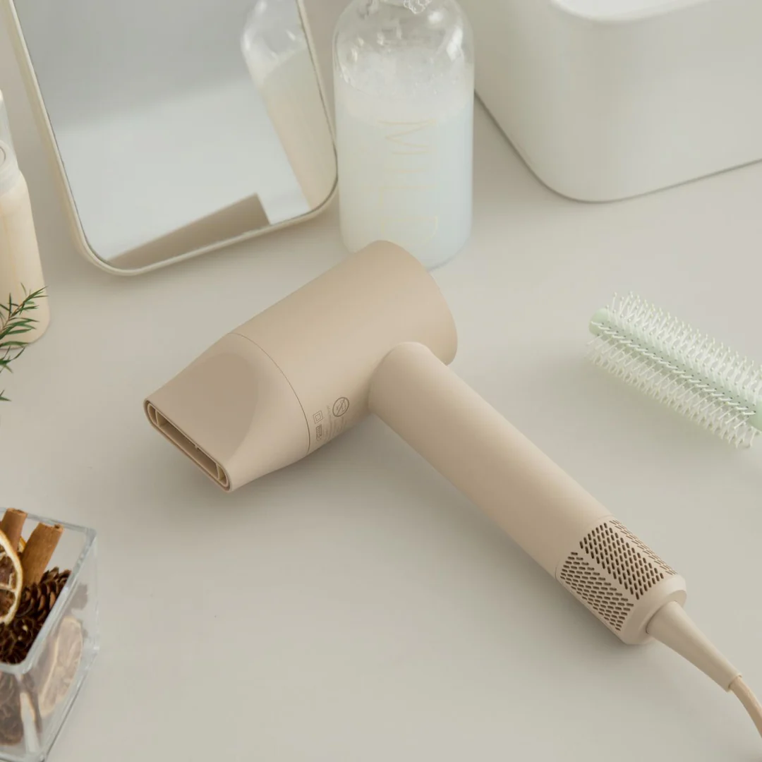 預購⭐️Bruno 全球電壓高速高濃度負離子風筒100-240V 灰褐色 (BAK811-GRG) [香港行貨] 