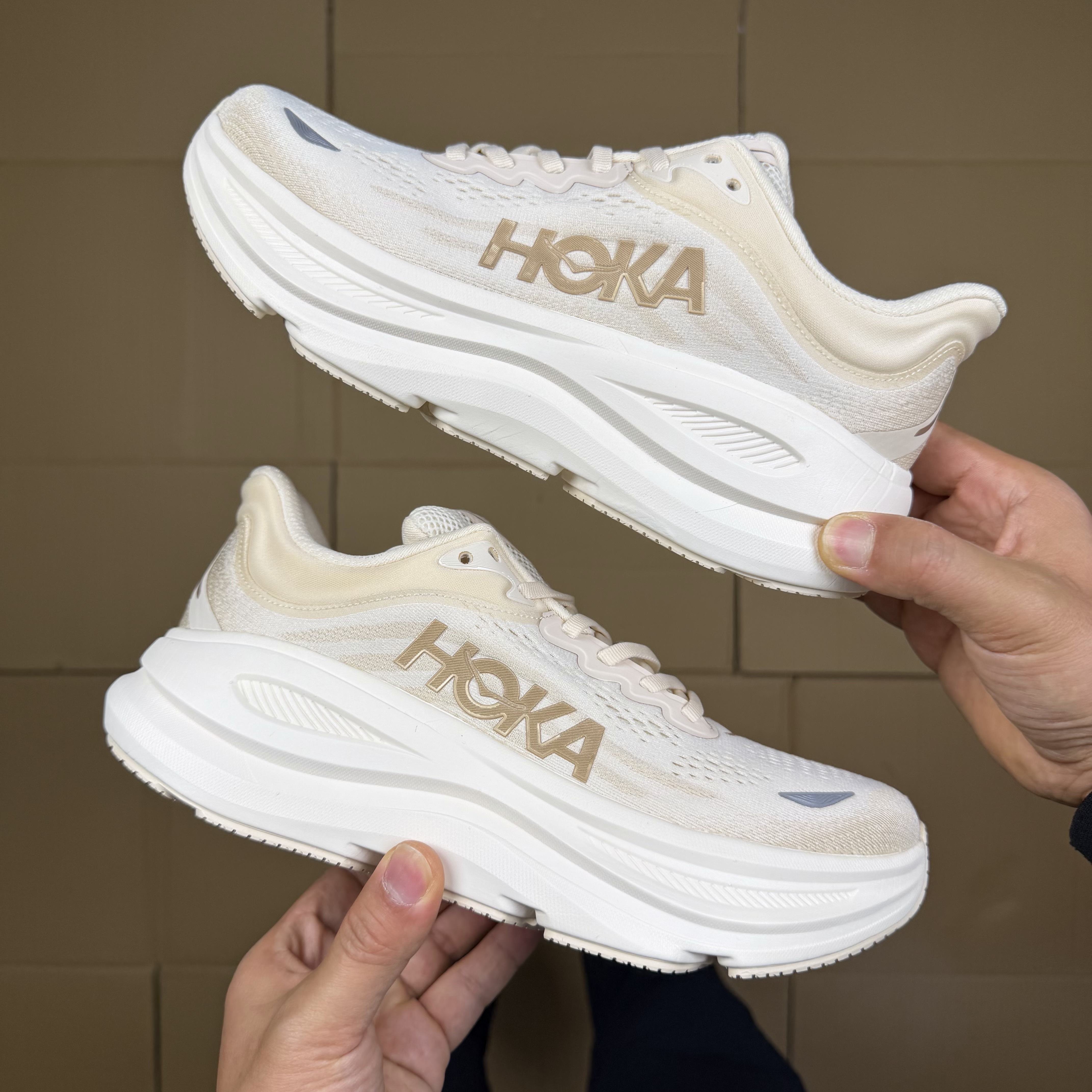 Hoka One One Bondi 9 