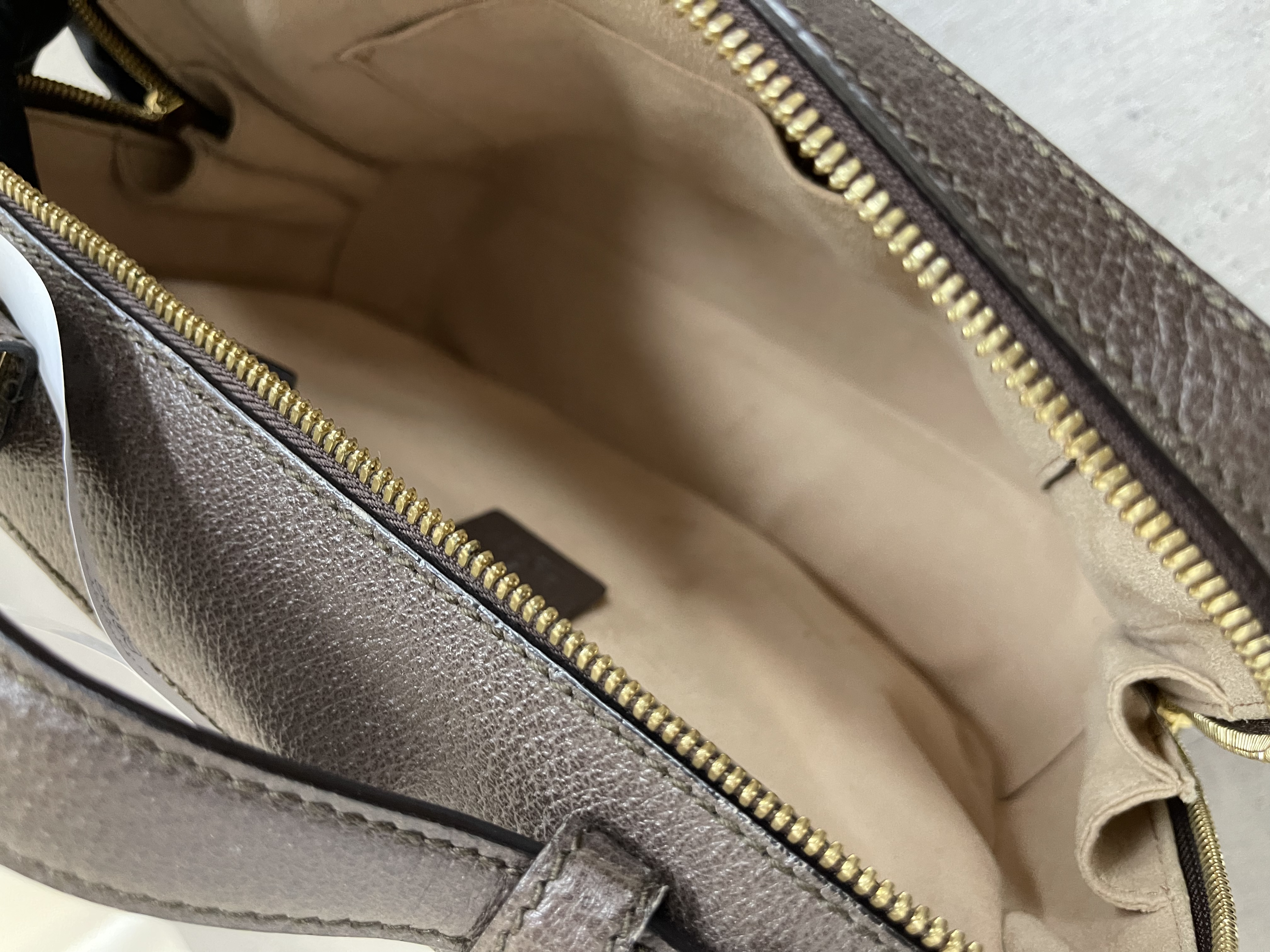 Pre-owned Gucci Camera Bag / Product Code: 26012505