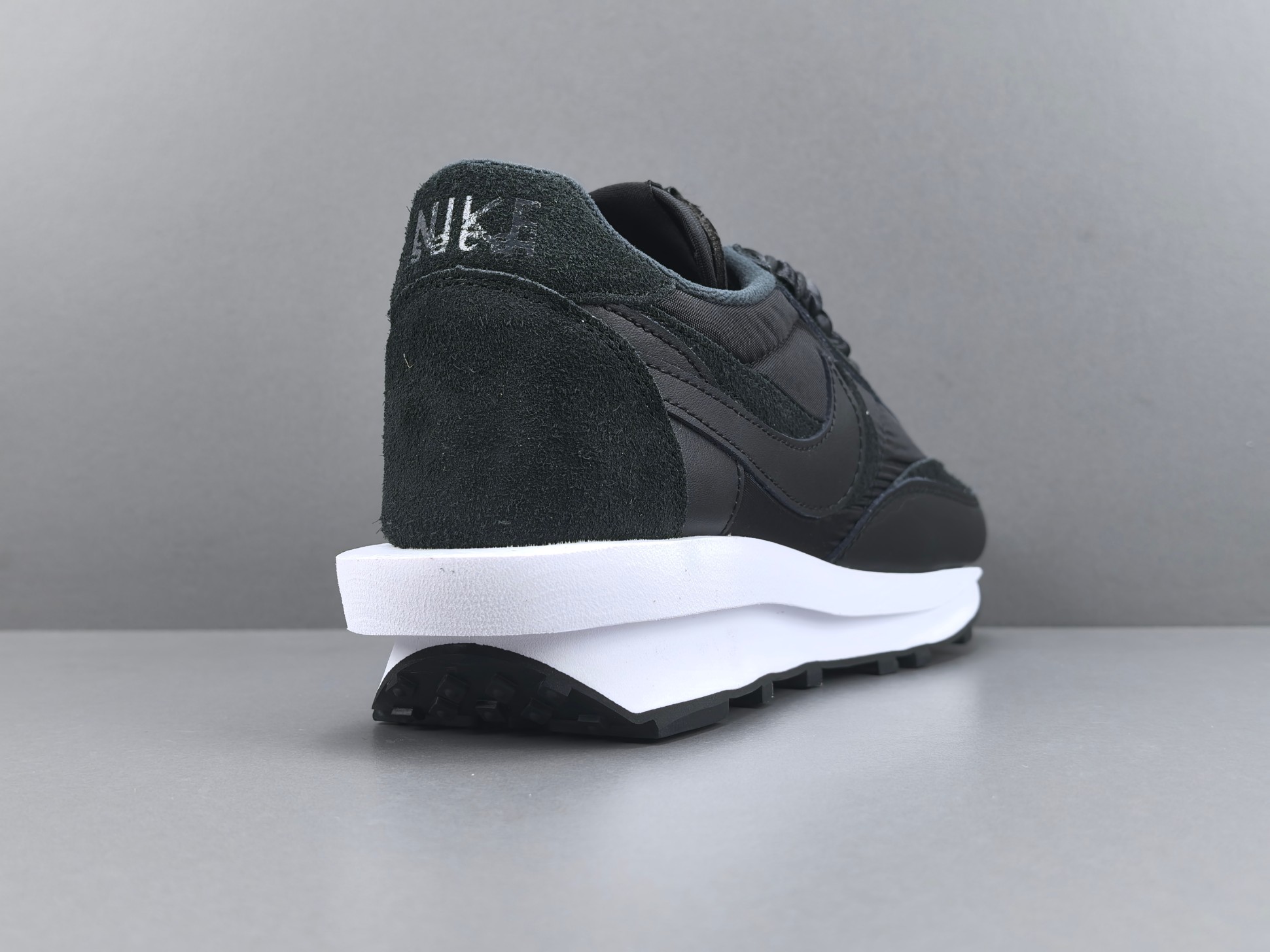 Nike LDWaffle x Sacai "Black Nylon" BV0073-002
