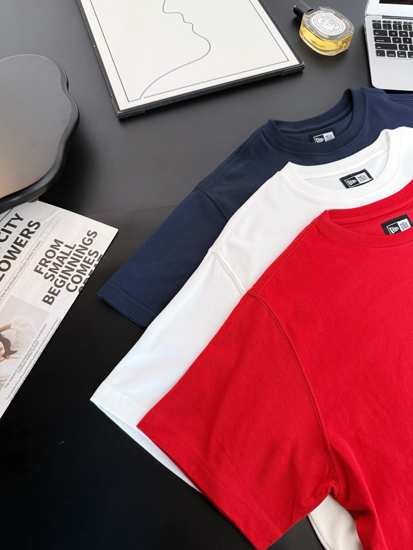 NEW ERA × NY 腰果花印花短袖Tee 