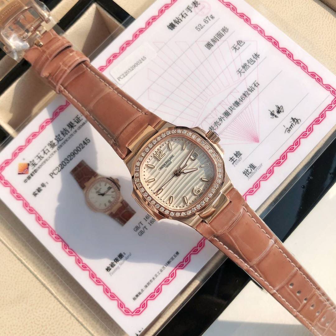 46颗天然美钻💎附带GTC国检证书一表一证 虽然钻石大幅上涨但我们都是精挑细选确保每一粒钻石都是天然钻，而非市场合成钻培育钻莫桑钻等来换取高的利益‼️