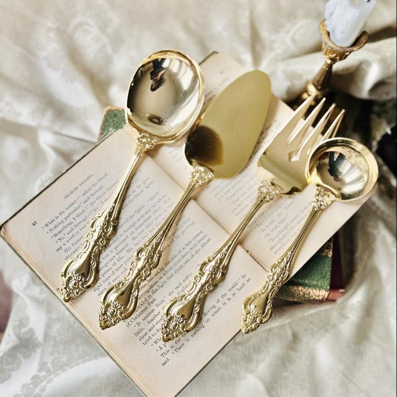Vintage New Old Stock Made in Japan Royal Sealy Gold plated Cutlery set in Original box (MT2520)