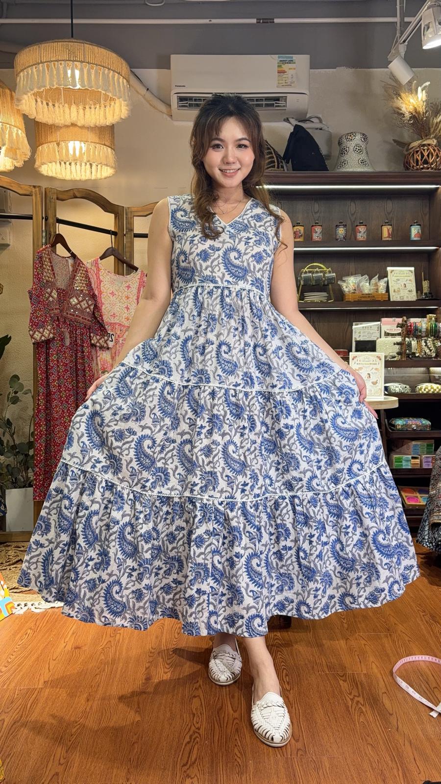 2611 White Blue Paisley Pure Cotton 3 Layers OP
