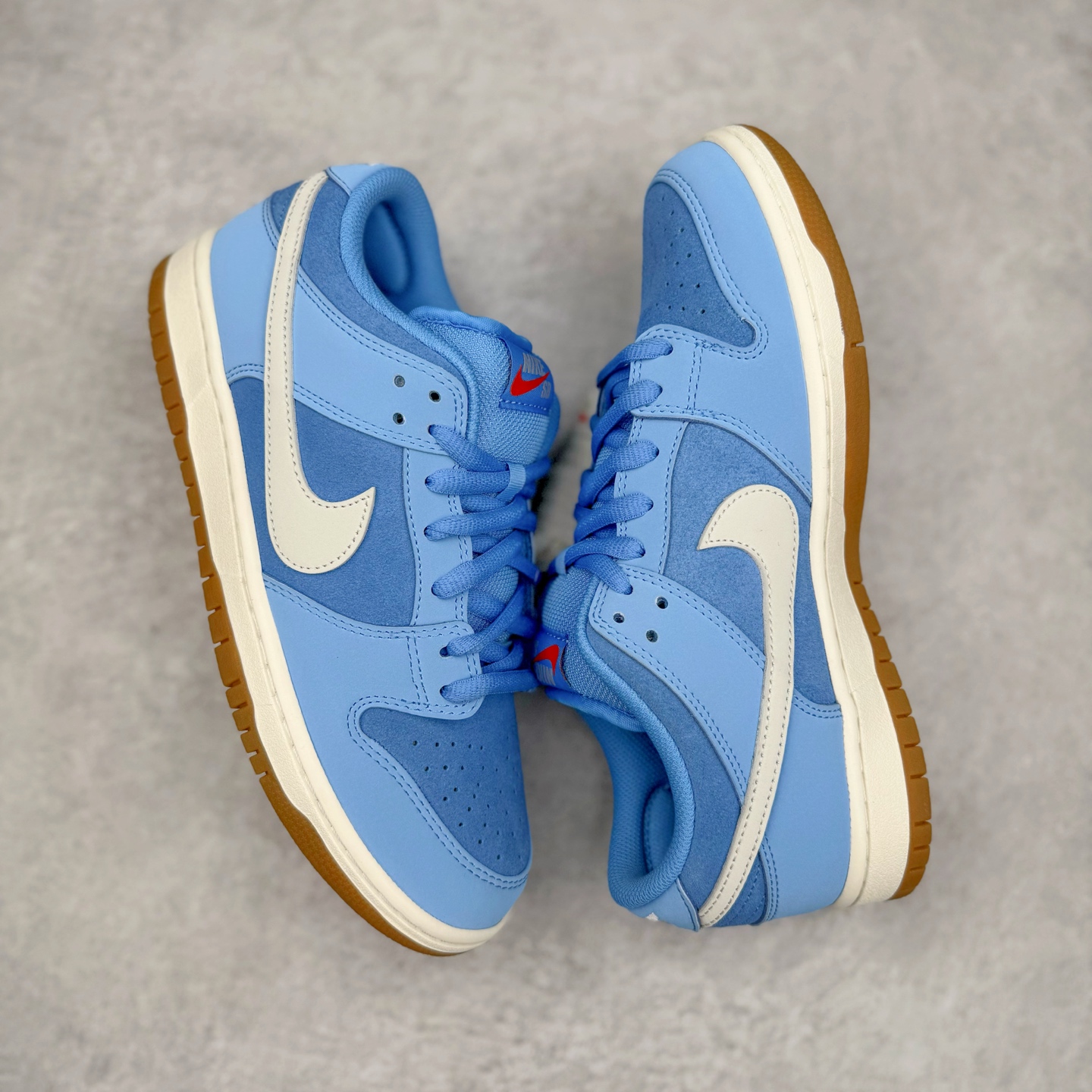 Nike SB Dunk Low FJ1674-401
