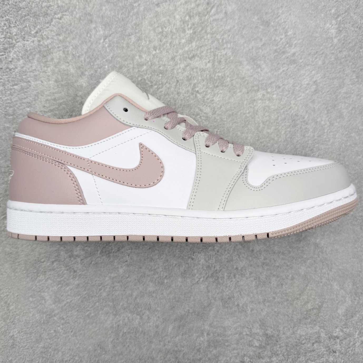 Nike Air Jordan 1 Low DC0774-606