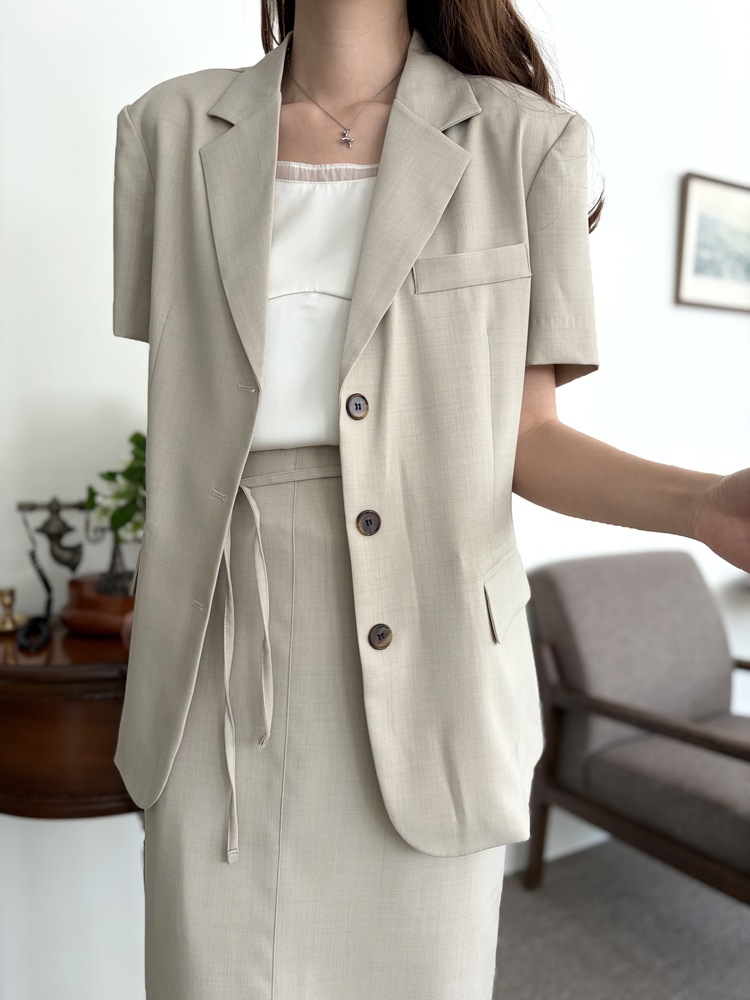 Sandstone Air Relaxed Blazer (Light Beige)