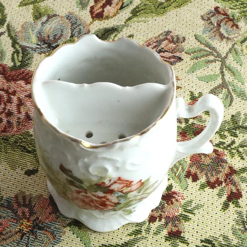 Antique Victorian Rose Pattern Moustache Mug/ Tea Mug (MT1457)