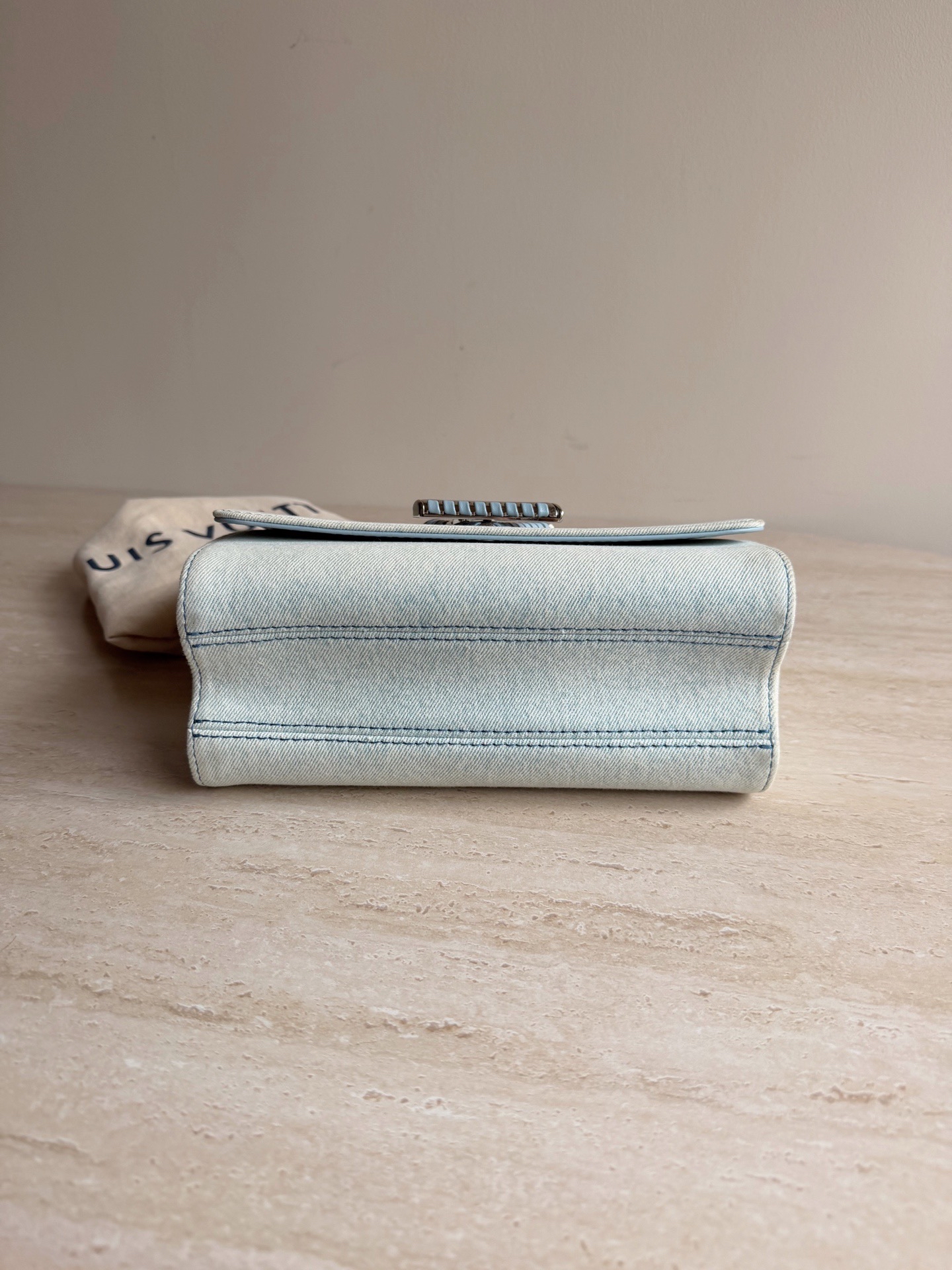 【預訂貨品】LV twist牛仔藍相機包