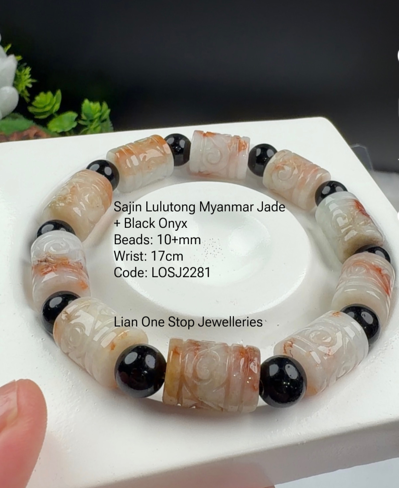 Code: LOSJ2281 Sajin Lulutong Myanmar Jade + Black Onyx 