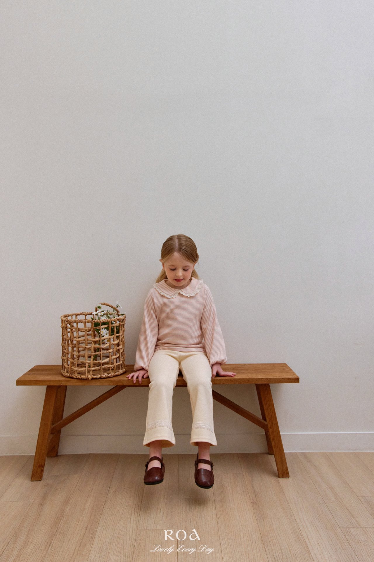 Lace 小喇叭長褲