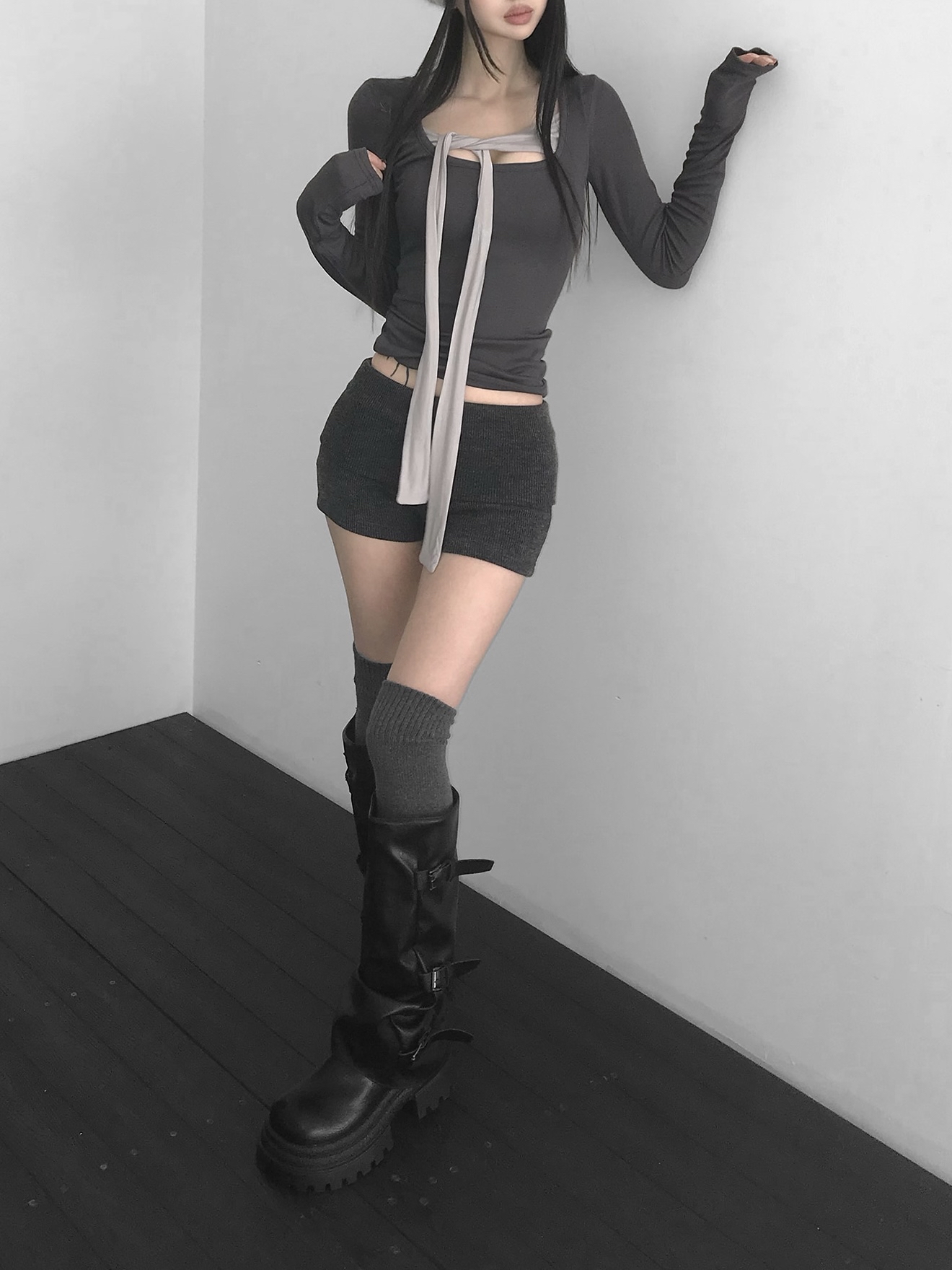 Tie-Front U Neck Long Sleeve Top