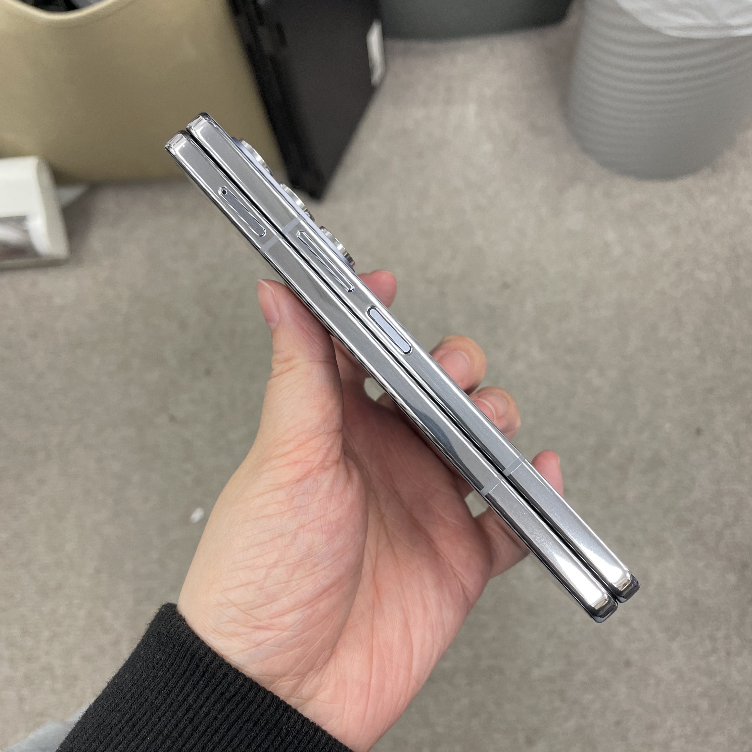 *5756 Galaxy Z Fold 5 完美機 12+512GB 藍色 blue