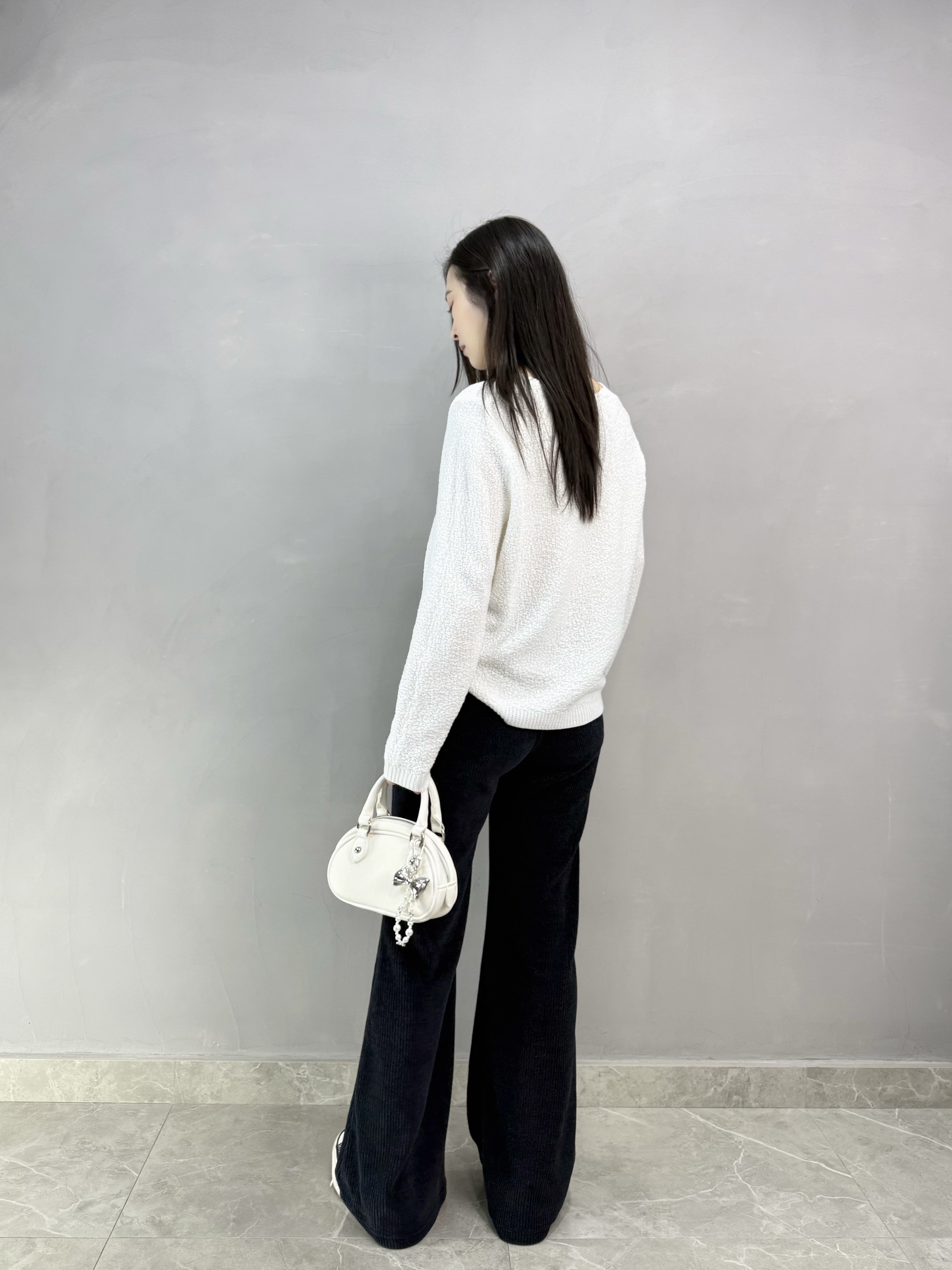 F83 V領超瘦線Top