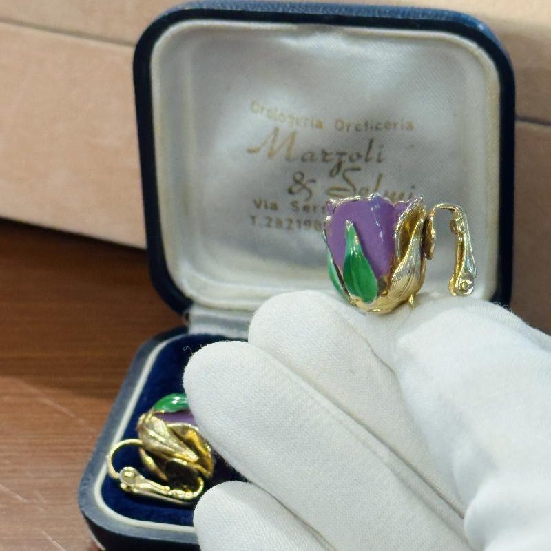 Vintage 3D Purple Rose Bud Clip Earrings from Germany (C038)