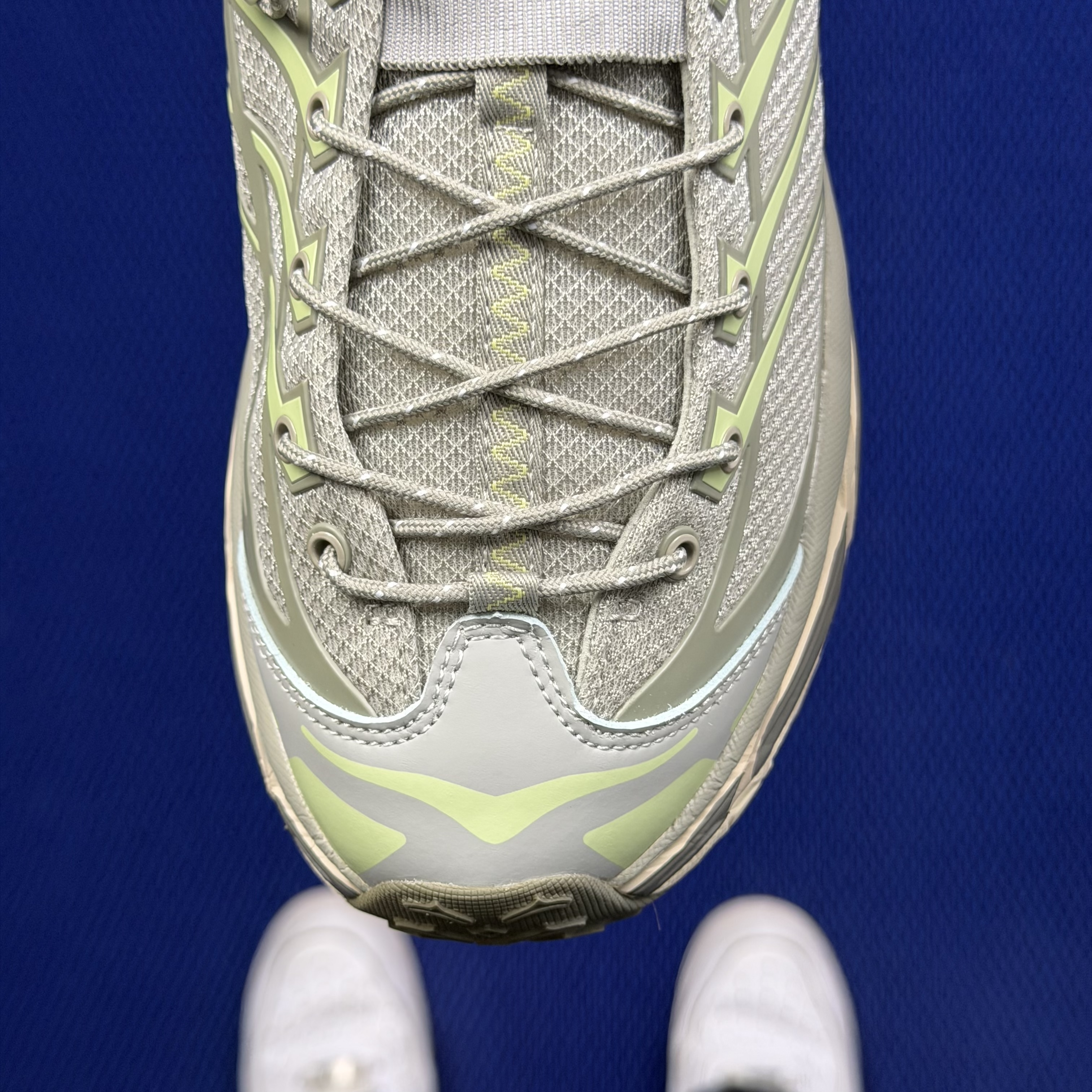 Hoka One One Mafate Three 2 