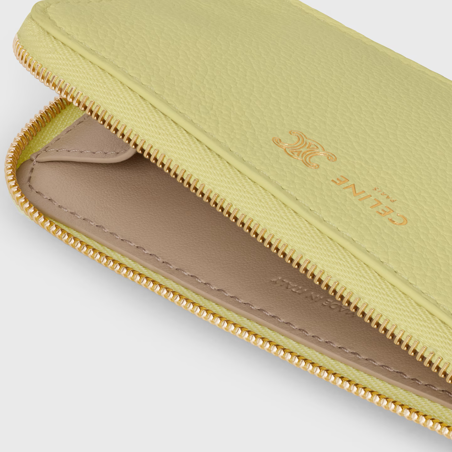 限時精選折扣✨新款🆕訂貨🍒Celine zipped card holder  Size 13.5x8cm