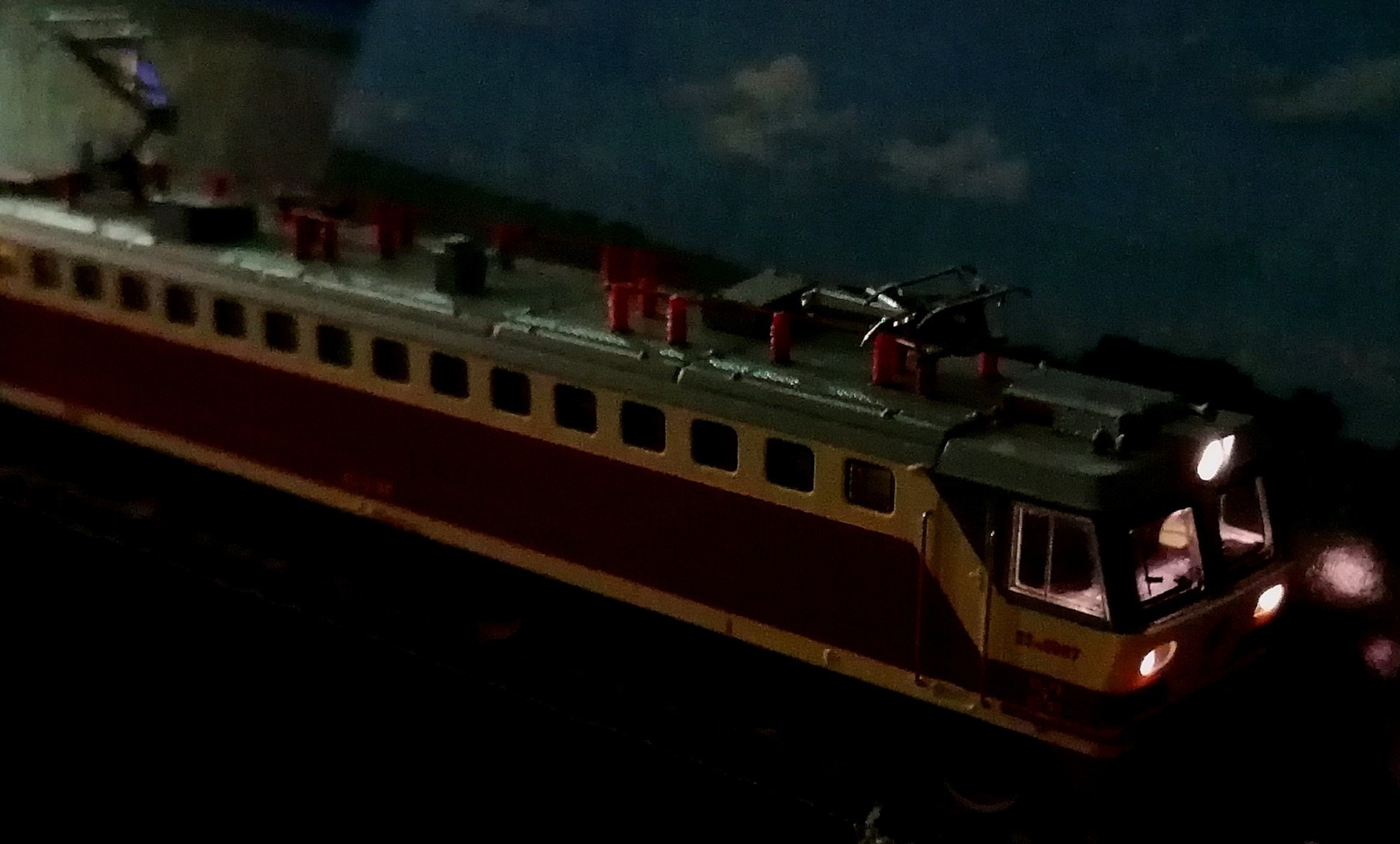 中國電力機車韶山7C N比例 1：160 (三款可選）