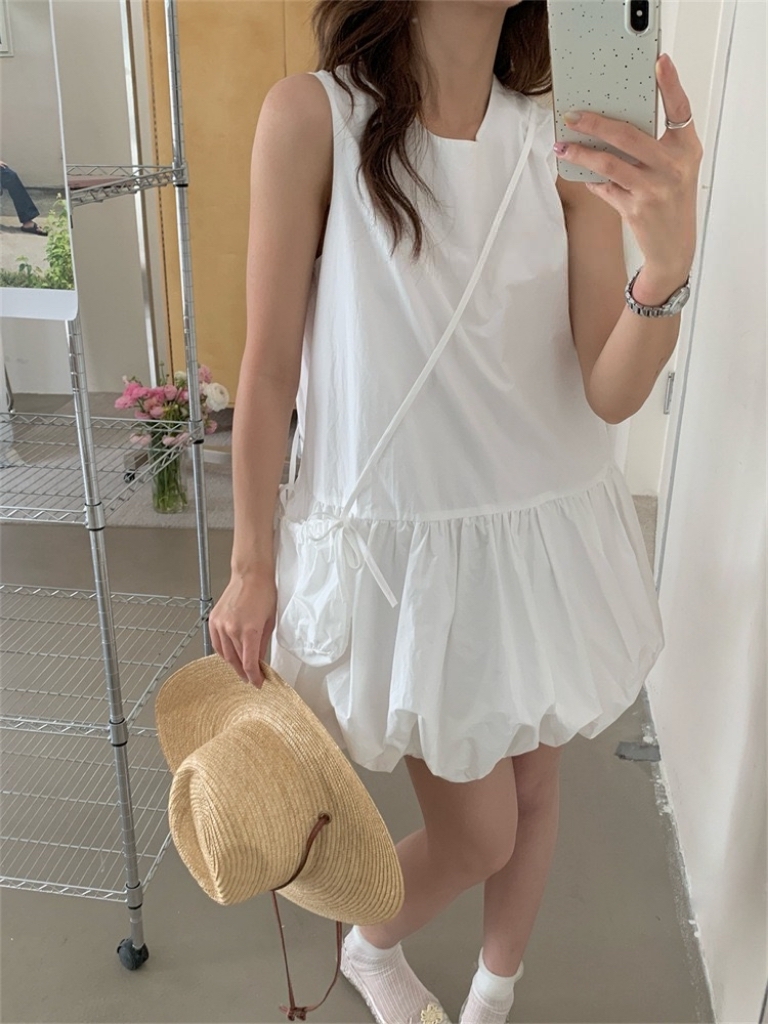 Agnes Puffy Dress free small crossbody bag 韩系减龄甜美背心花苞连衣裙配送🎁同色包包 ( 3 colours )