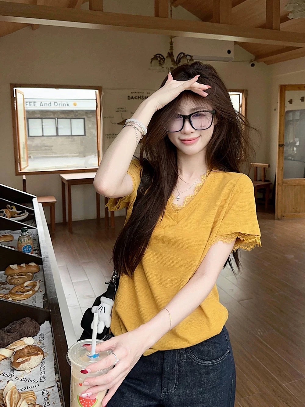 蕾丝边边针织Tee