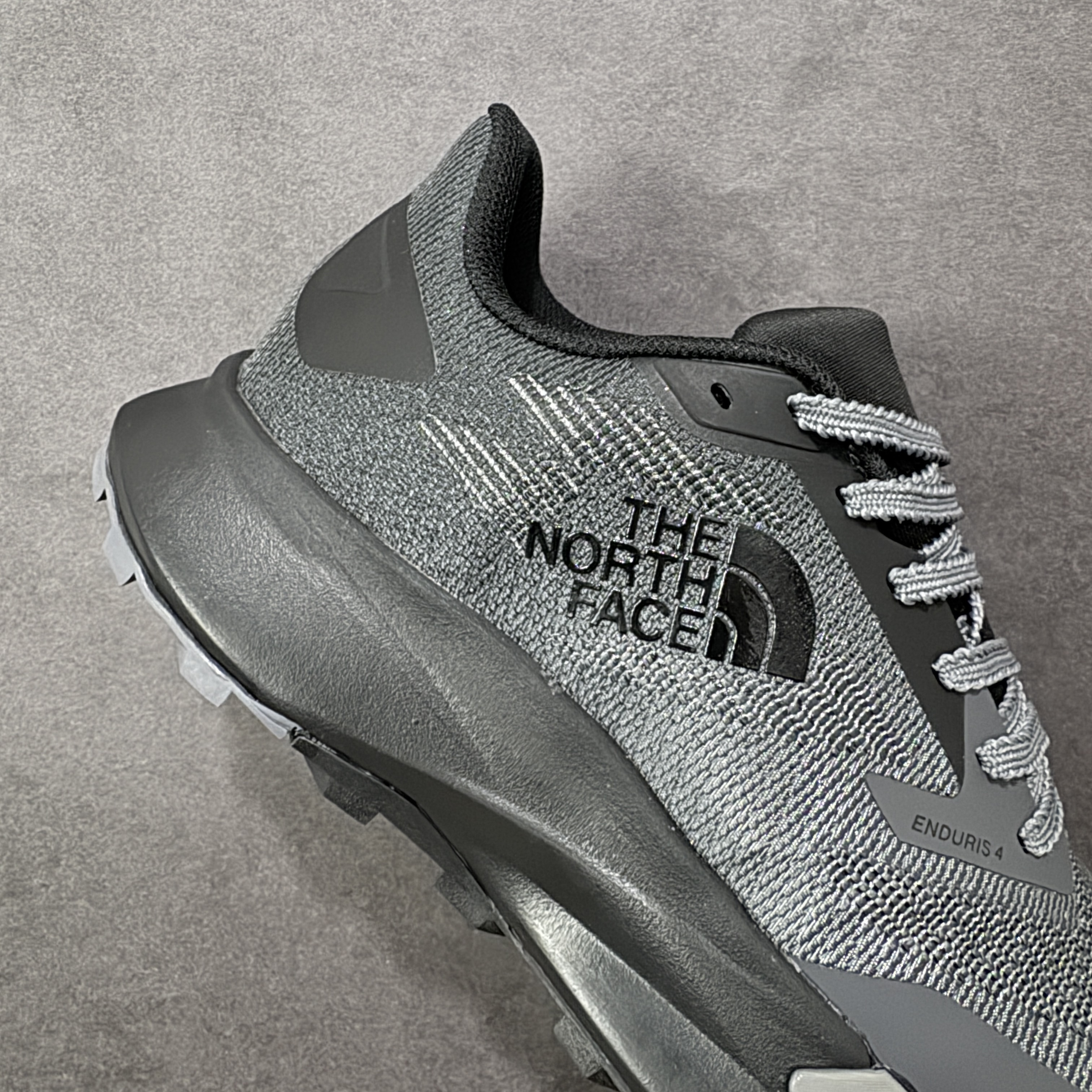 The North Face VECTIV Enduris 4