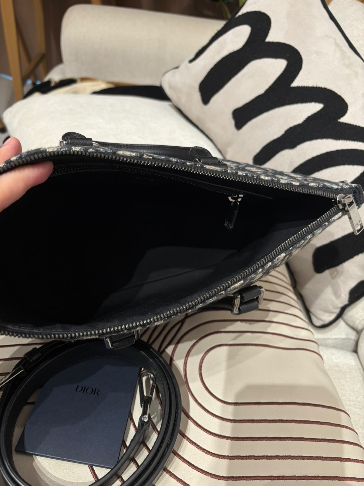 Dior Weekender 25 2 Way Bag Oblique 100%Authentic,98%new ✅ 證書✅dust bag
