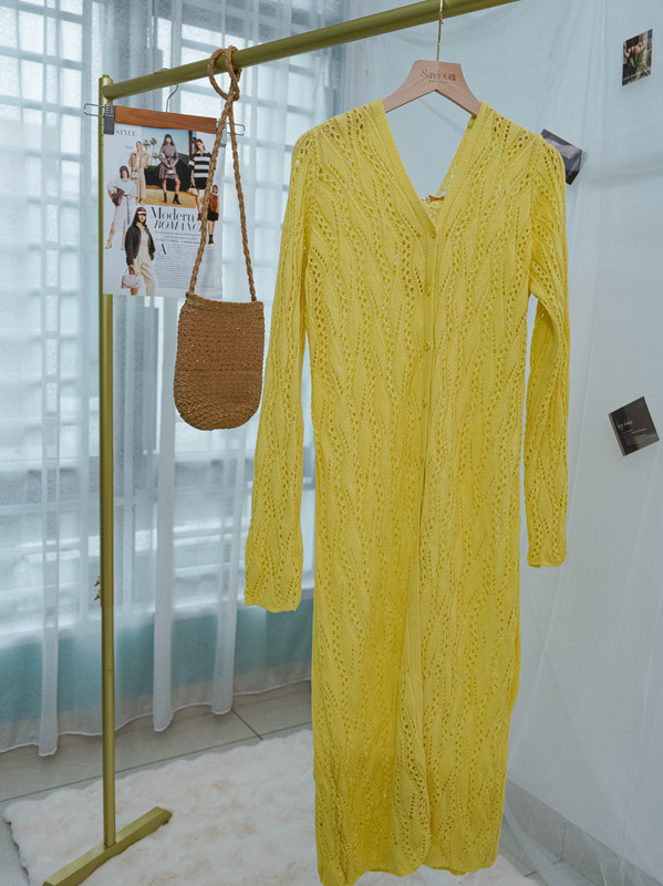 Bright Yellow V-Neck Buttoned Open-Knit Longline Cardigan ‖ 亮黄V领镂空针织排扣长款开衫 KR014638901