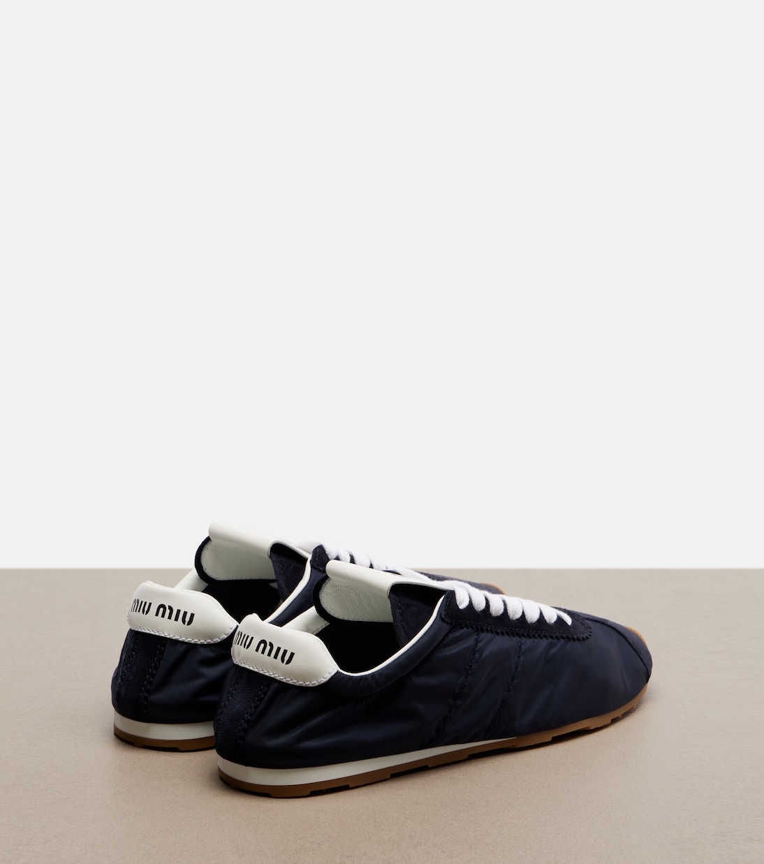 限時優惠✨現貨🍒MIUMIU PLUME navy sneaker  Size 35/36.5/37/37.5/38