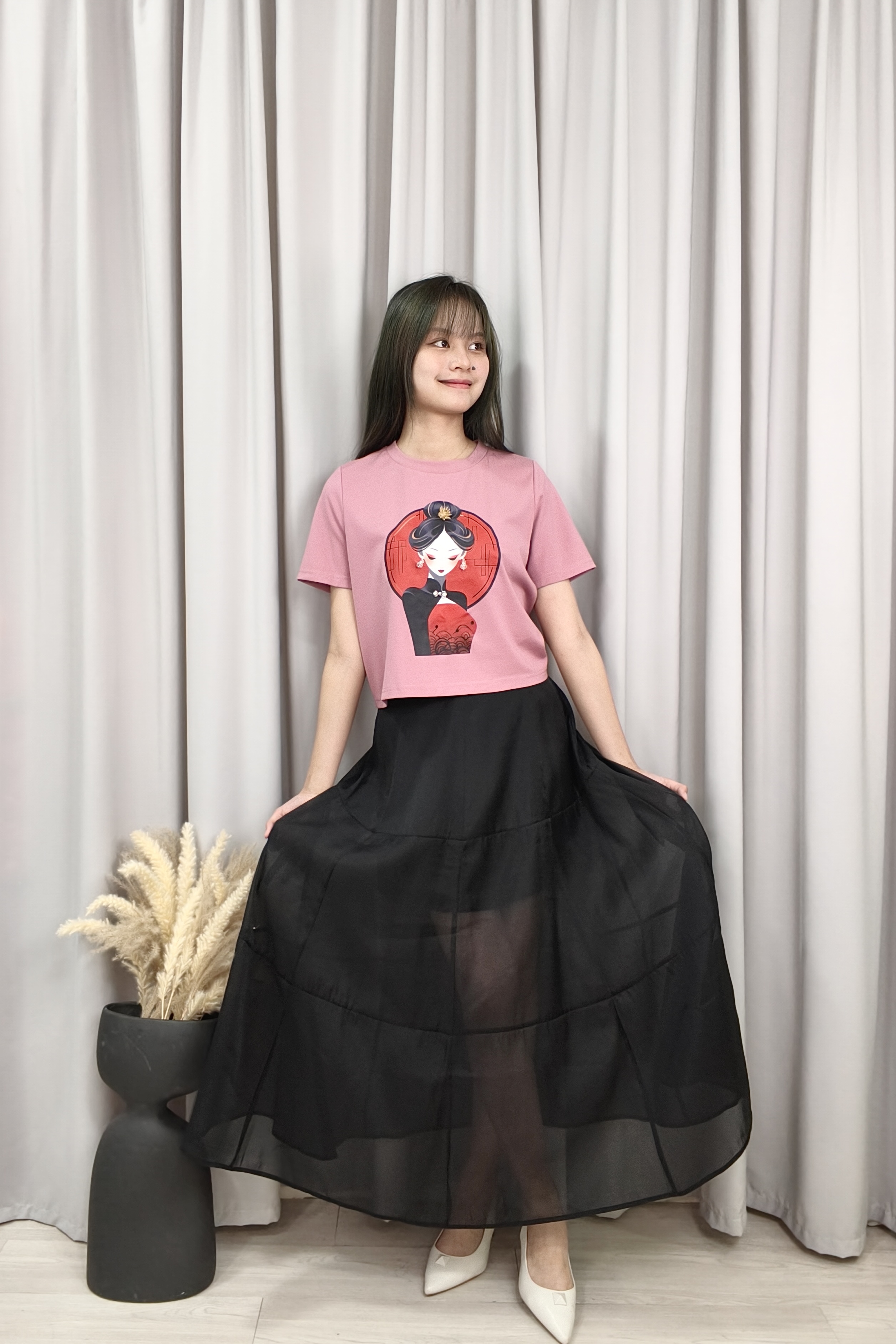 10141310 Oriental Muse Graphic Tee