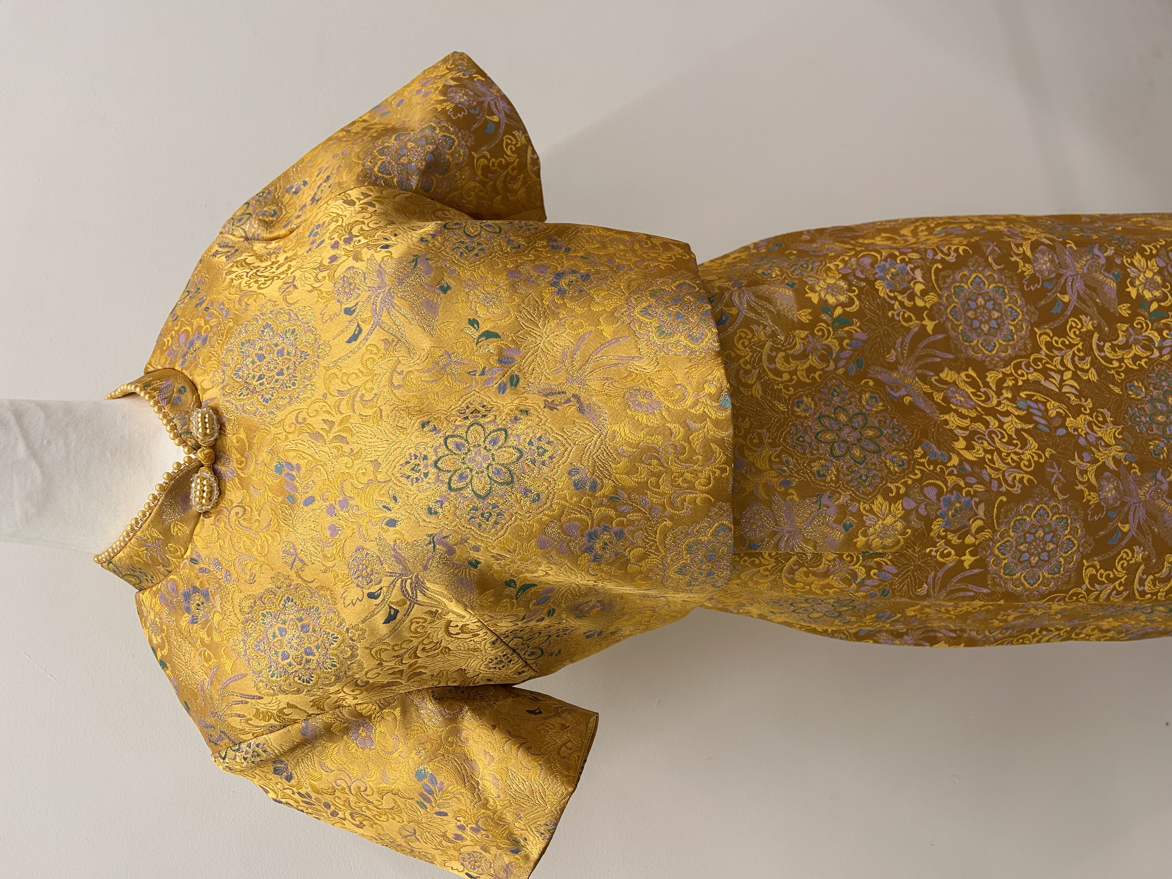 568.WB Csam Yellow Palace Layering Sleeve