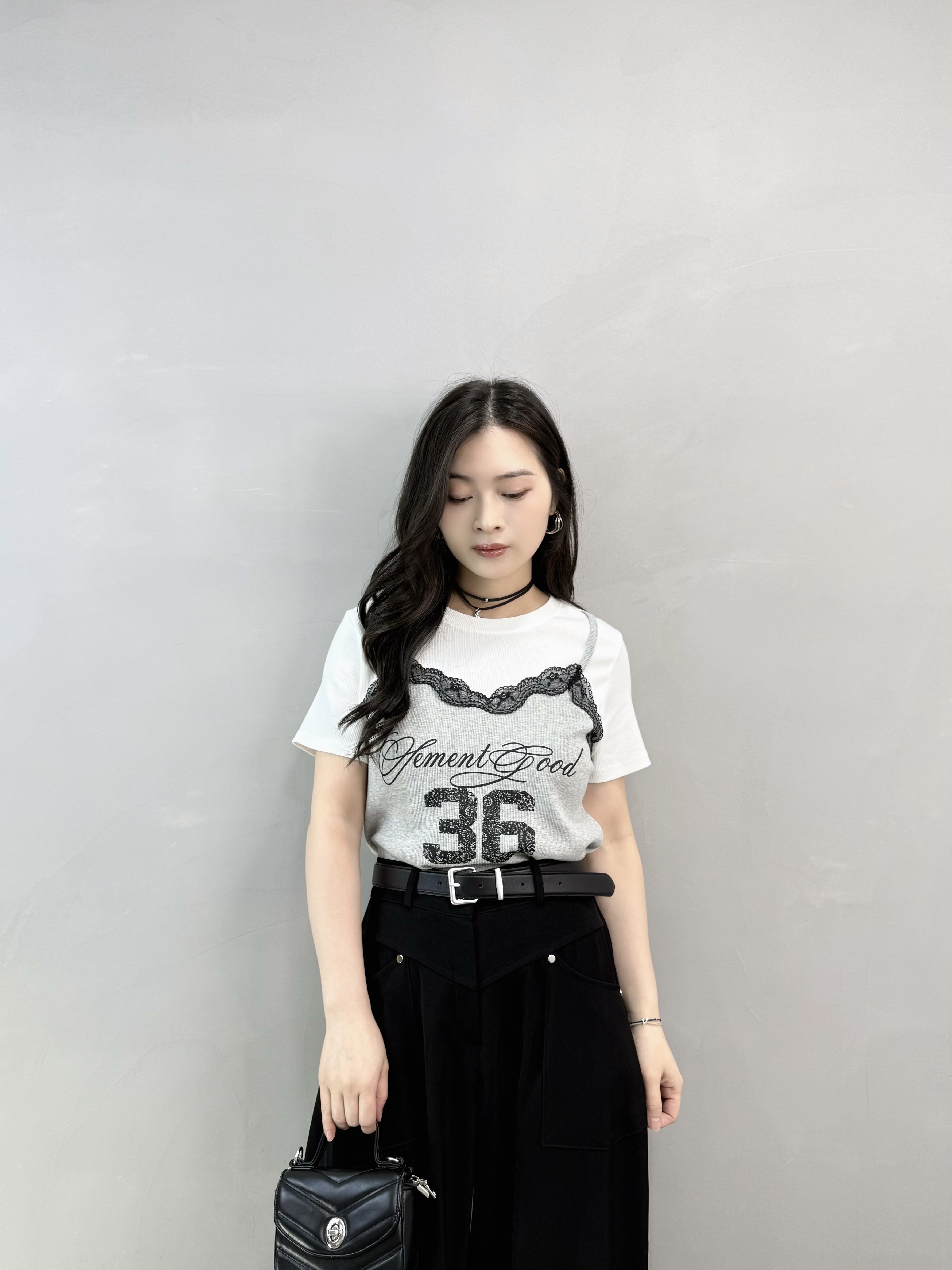 L82 假兩件Lace數字Tee