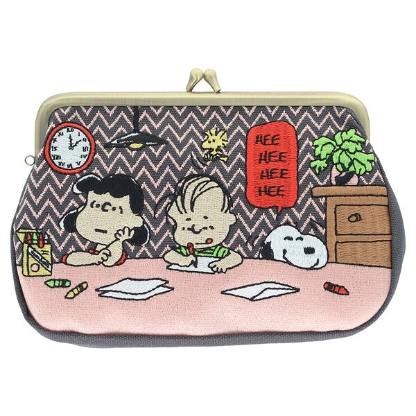 Snoopy刺繡筆袋