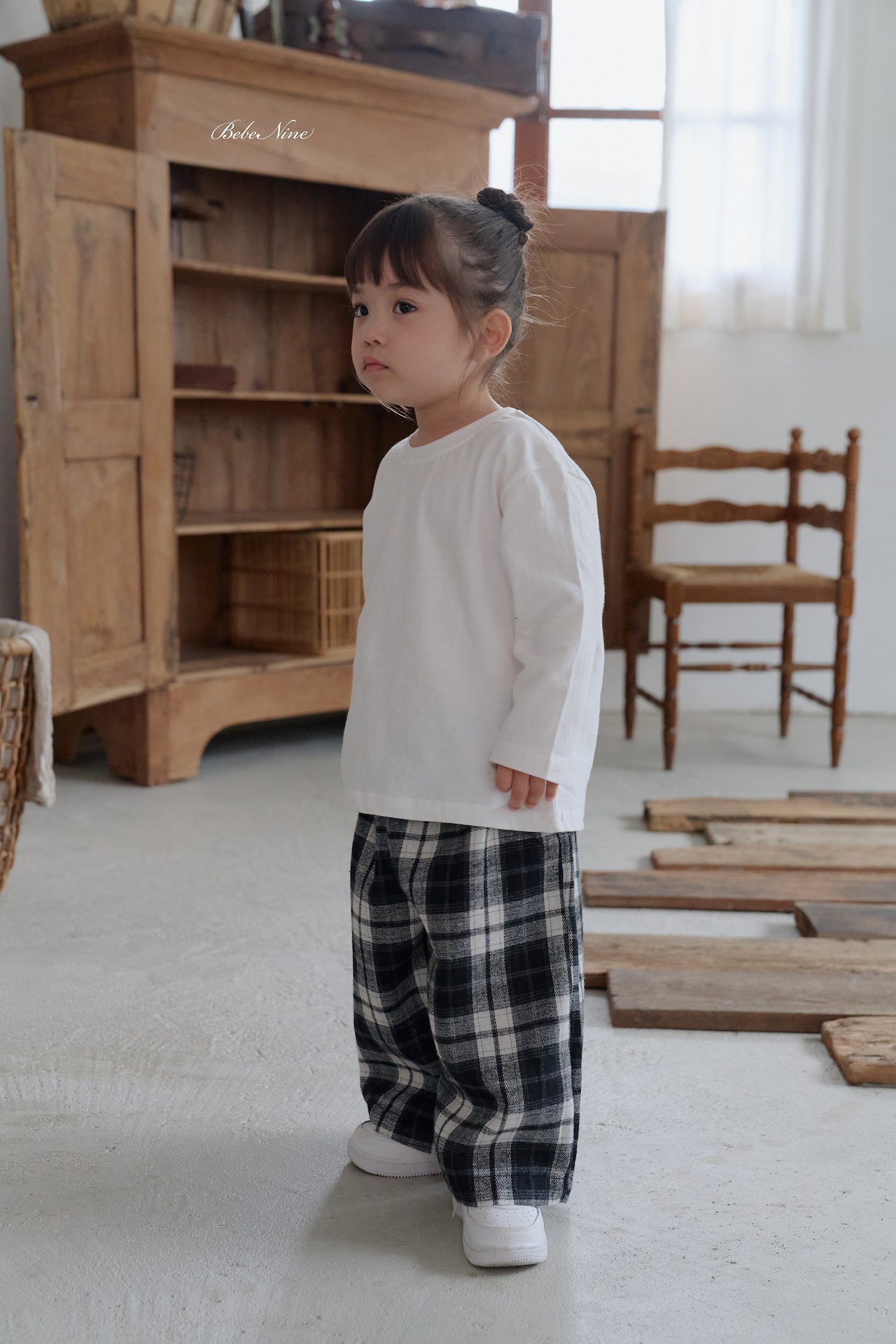 Bebenine Basic Ruffle Tee