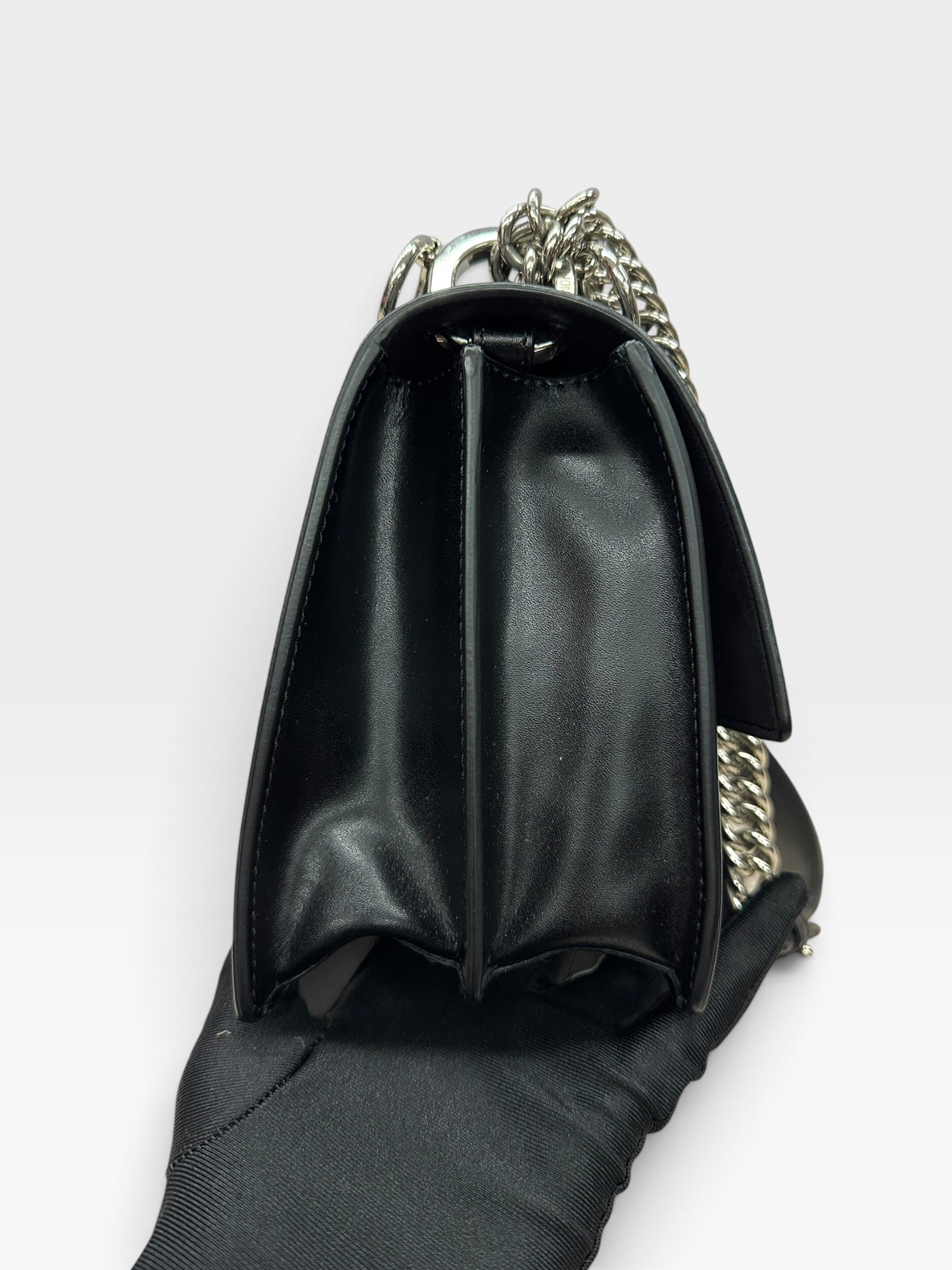Pre-Owned FENDI KAN I Shoulder Bag / Product Code: 101601