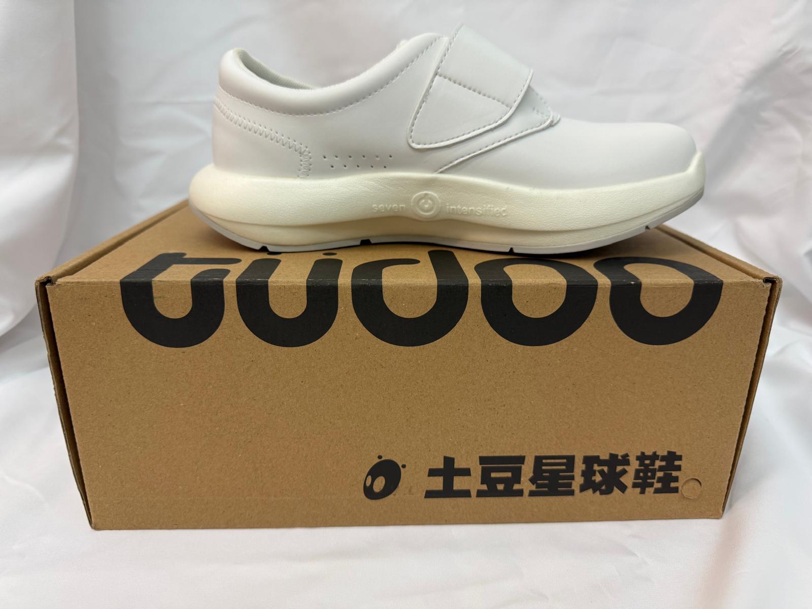 台灣 | NewBuffalo 護士 足弓鞋 魔鬼氈 (無瞬穿) 牛頭牌