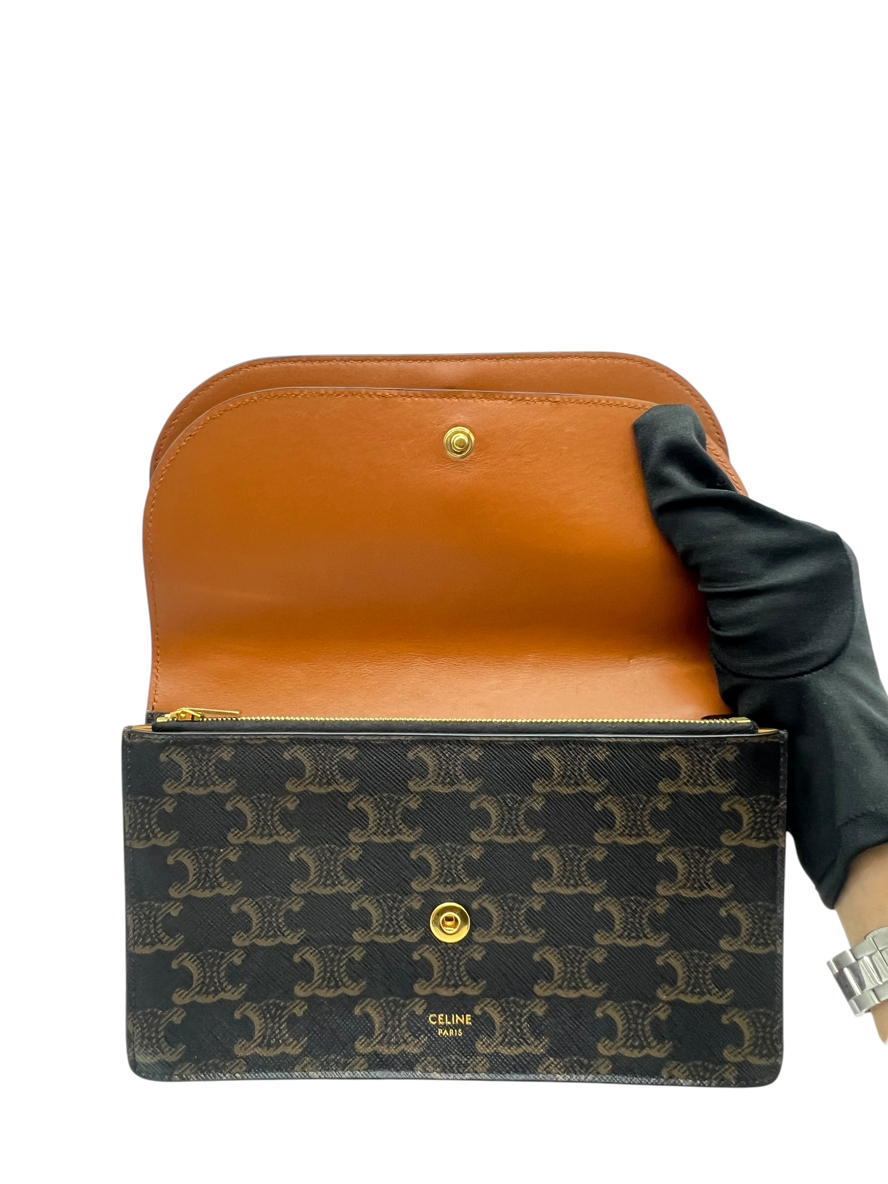 Pre-Owned CELINE Triomphe WOC / Product Code: 26053002