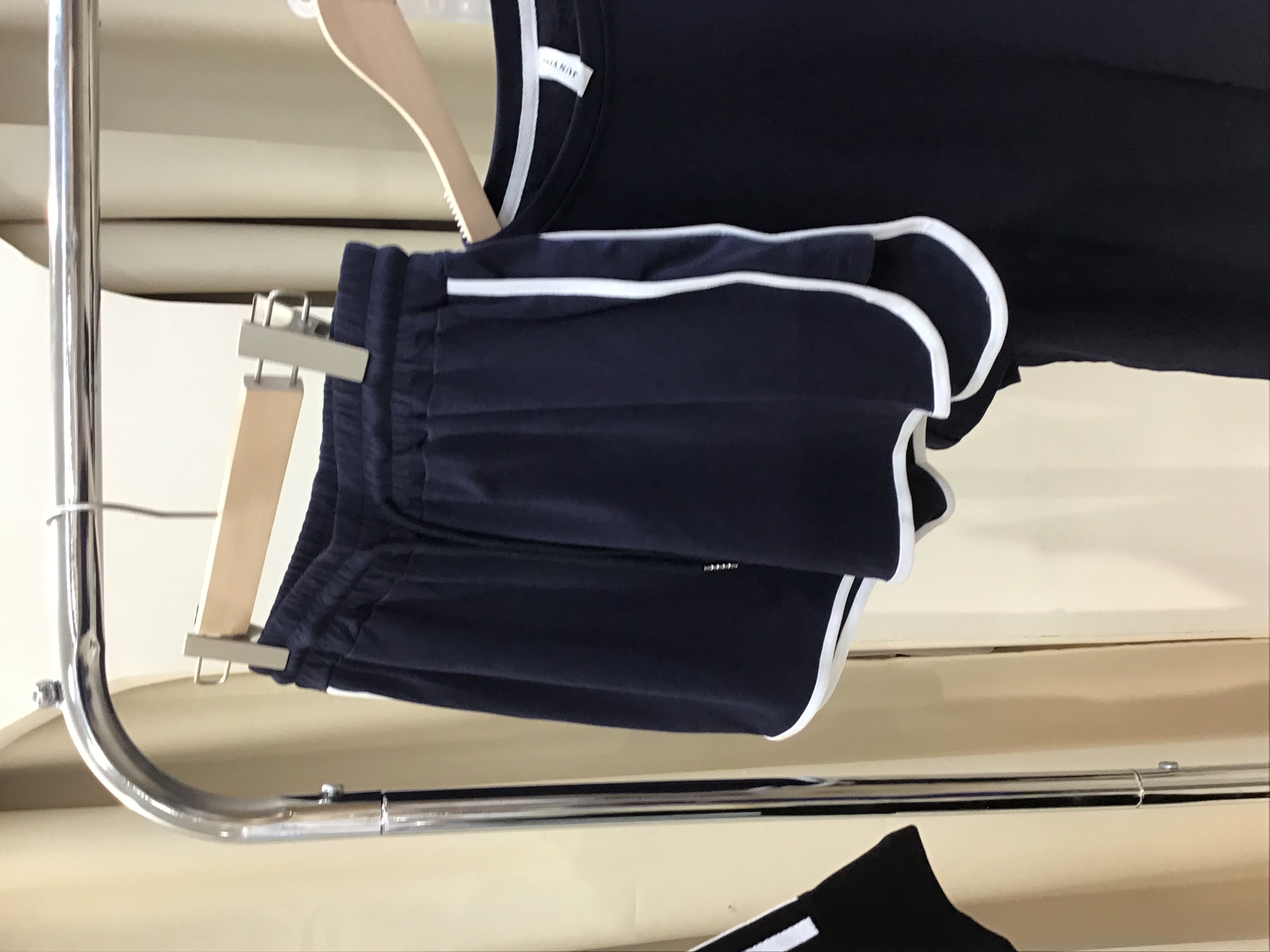 撞色条纹休闲套装