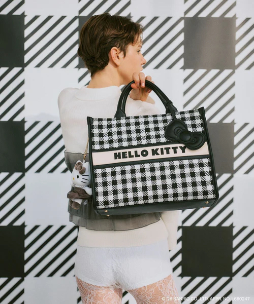 日本預訂📍日本VIS x Hello Kitty別注系列 - 格紋手袋連鏡子吊飾 不包郵
