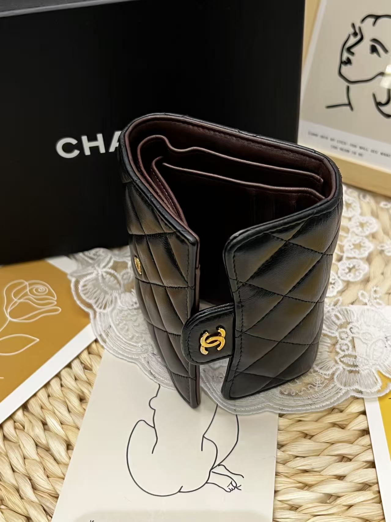 Chanel Classic Small Flap Wallet (Lambskin)