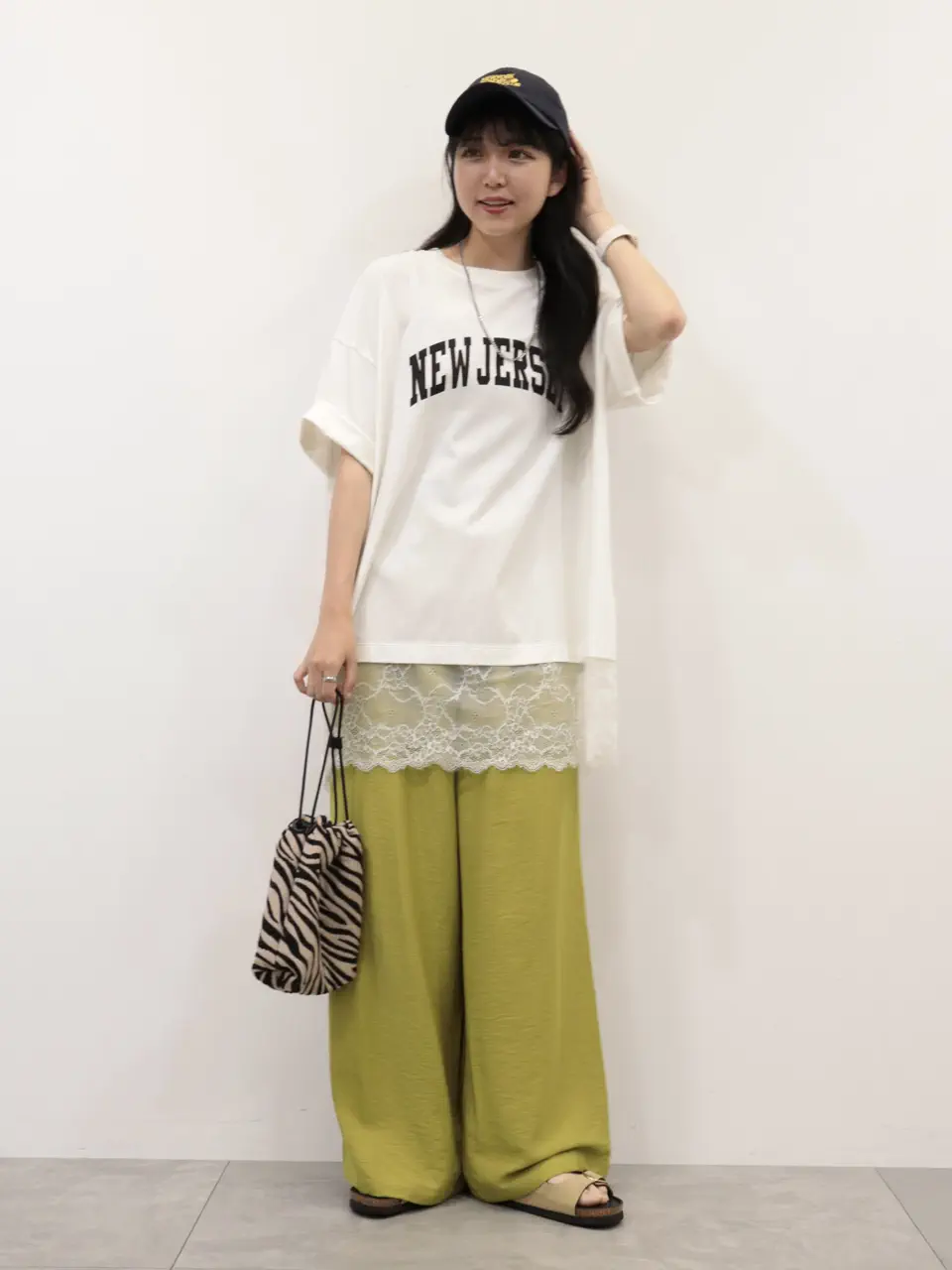 【✨️日本🇯🇵 pre-order lace長版tee✨️】 【共3色 | Free Size | 深灰 / 米白 / 黑色】