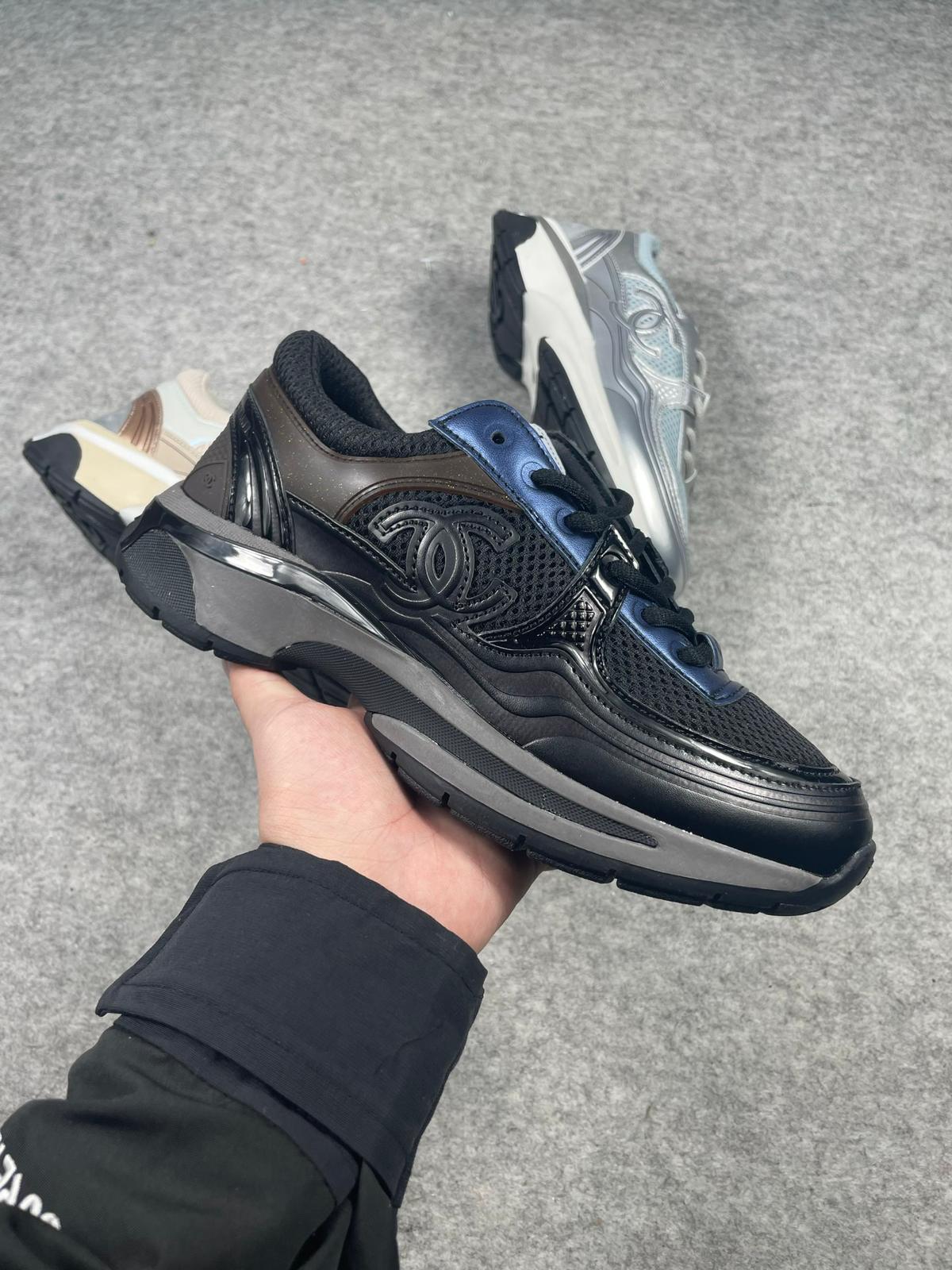 $499對/多色,👟 Chanel 23C早春 皮革 徽標 銀角大王