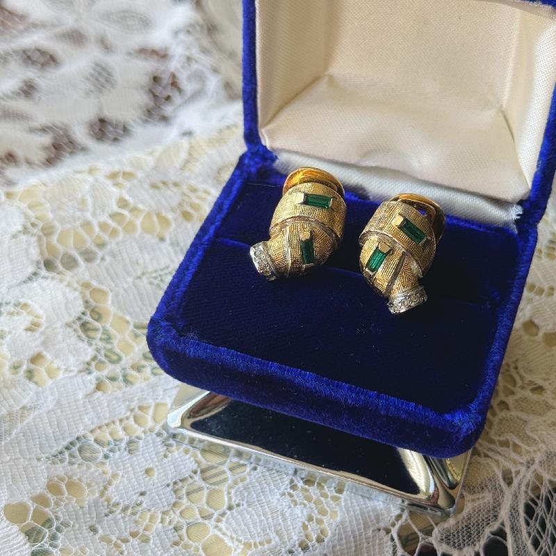 Vintage Designer Pierre Cardin Emerald Green Clip Earrings（MW232）